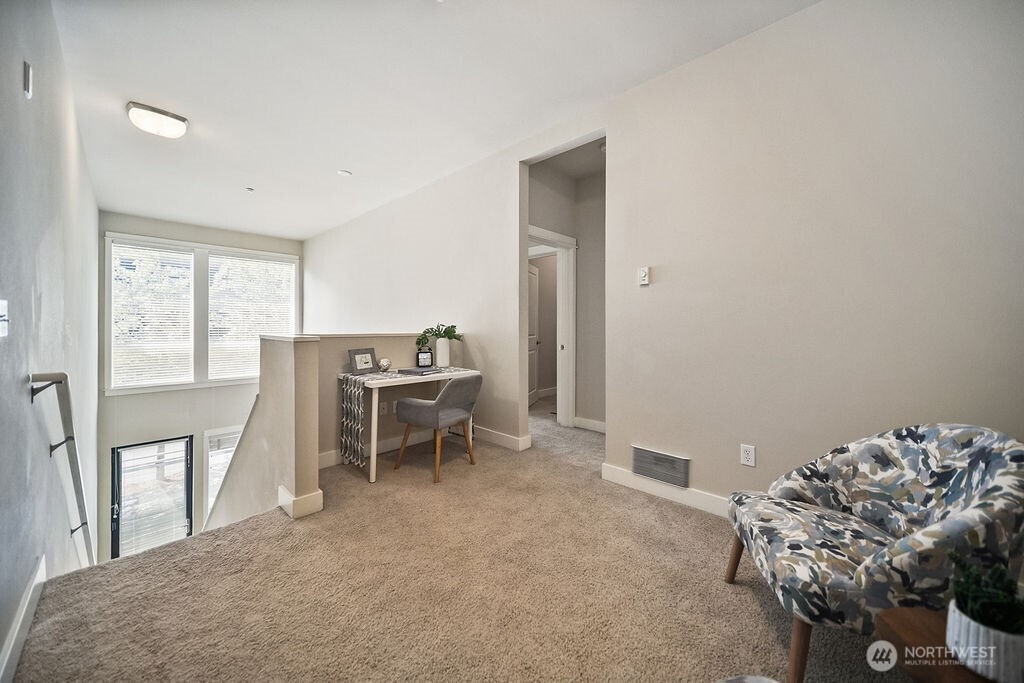 400 Washington 115 Property Photo 18