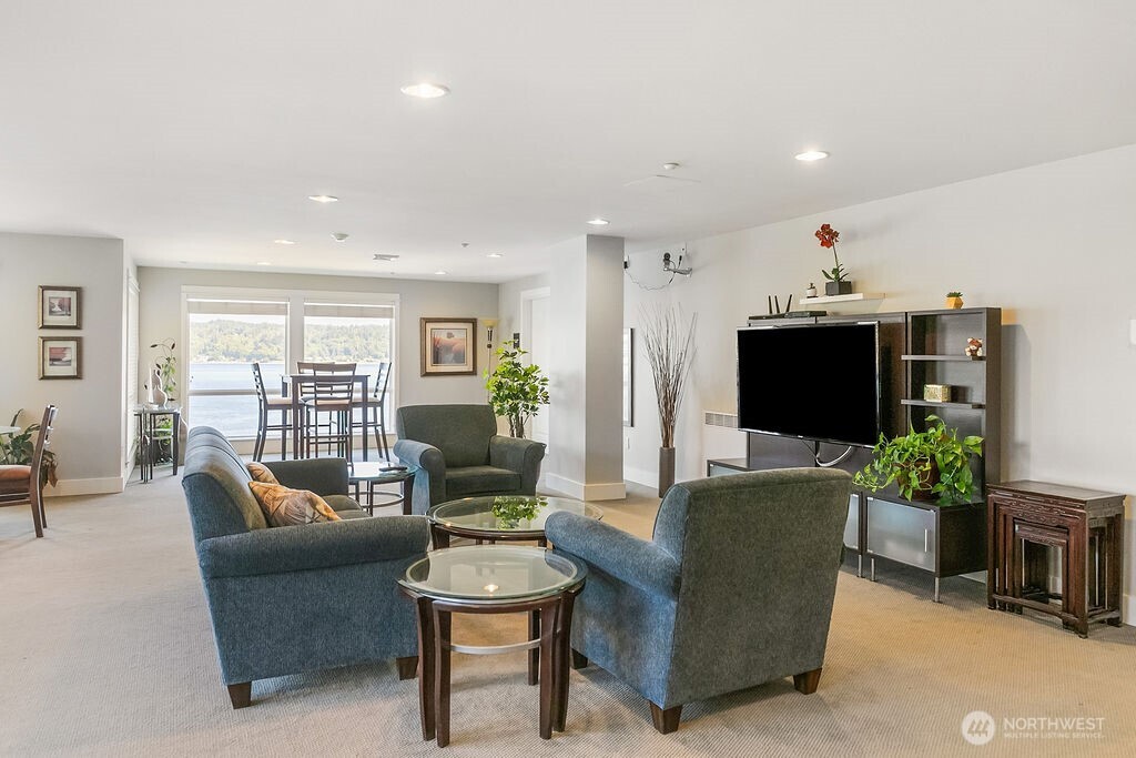400 Washington 115 Property Photo 32