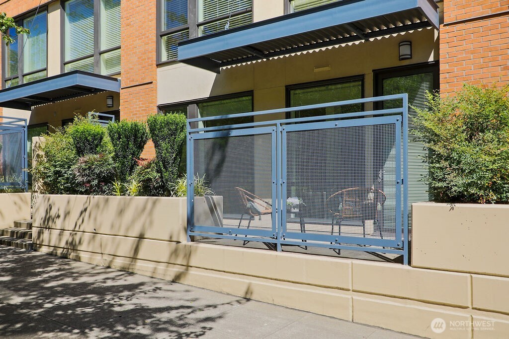 400 Washington 115 Property Photo 37