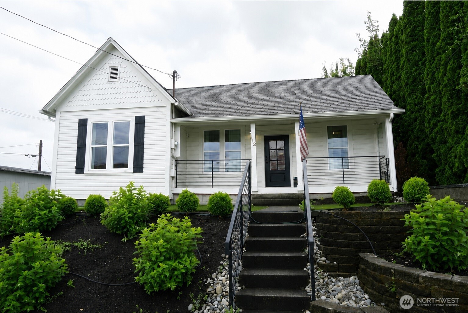 112 Avenue A Property Photo 2