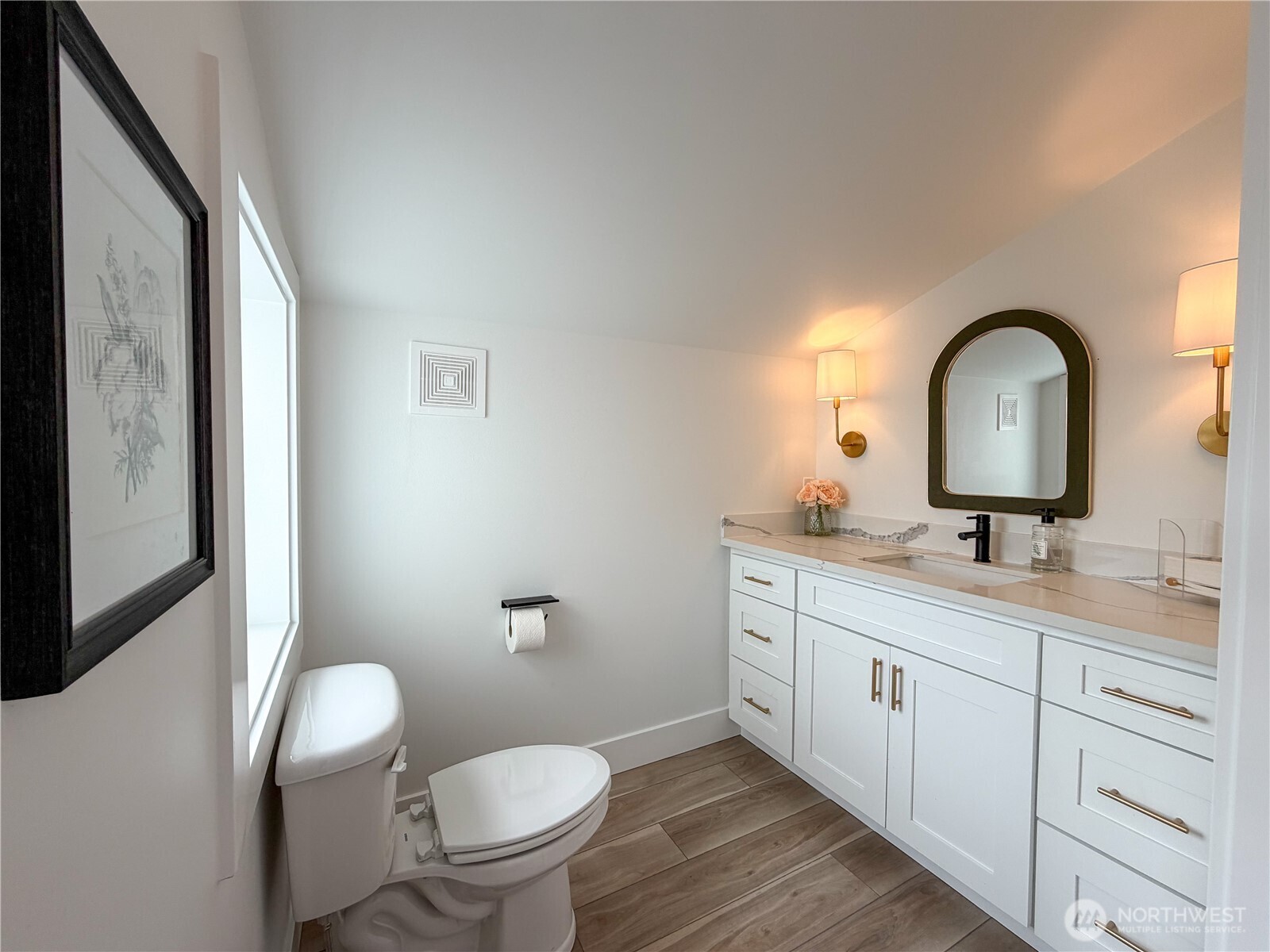 112 Avenue A Property Photo 20