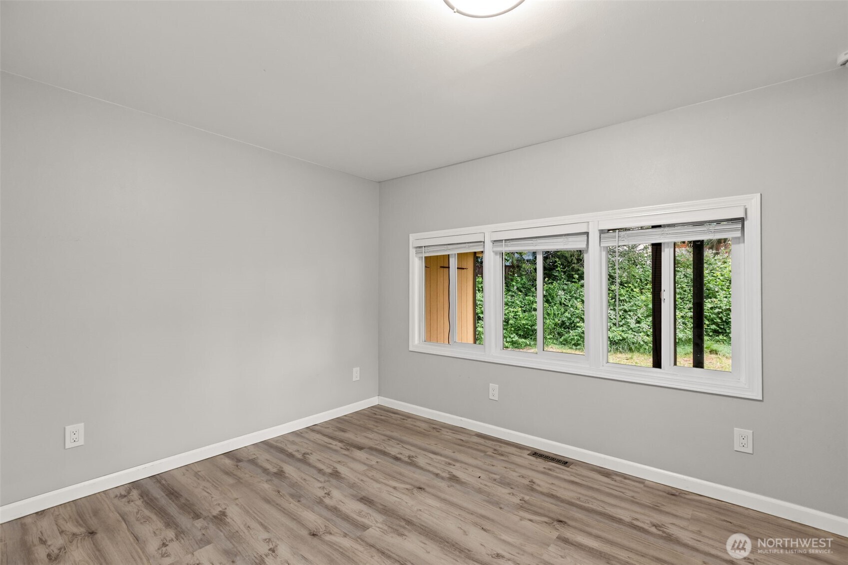24817 51st Avenue Property Photo 11