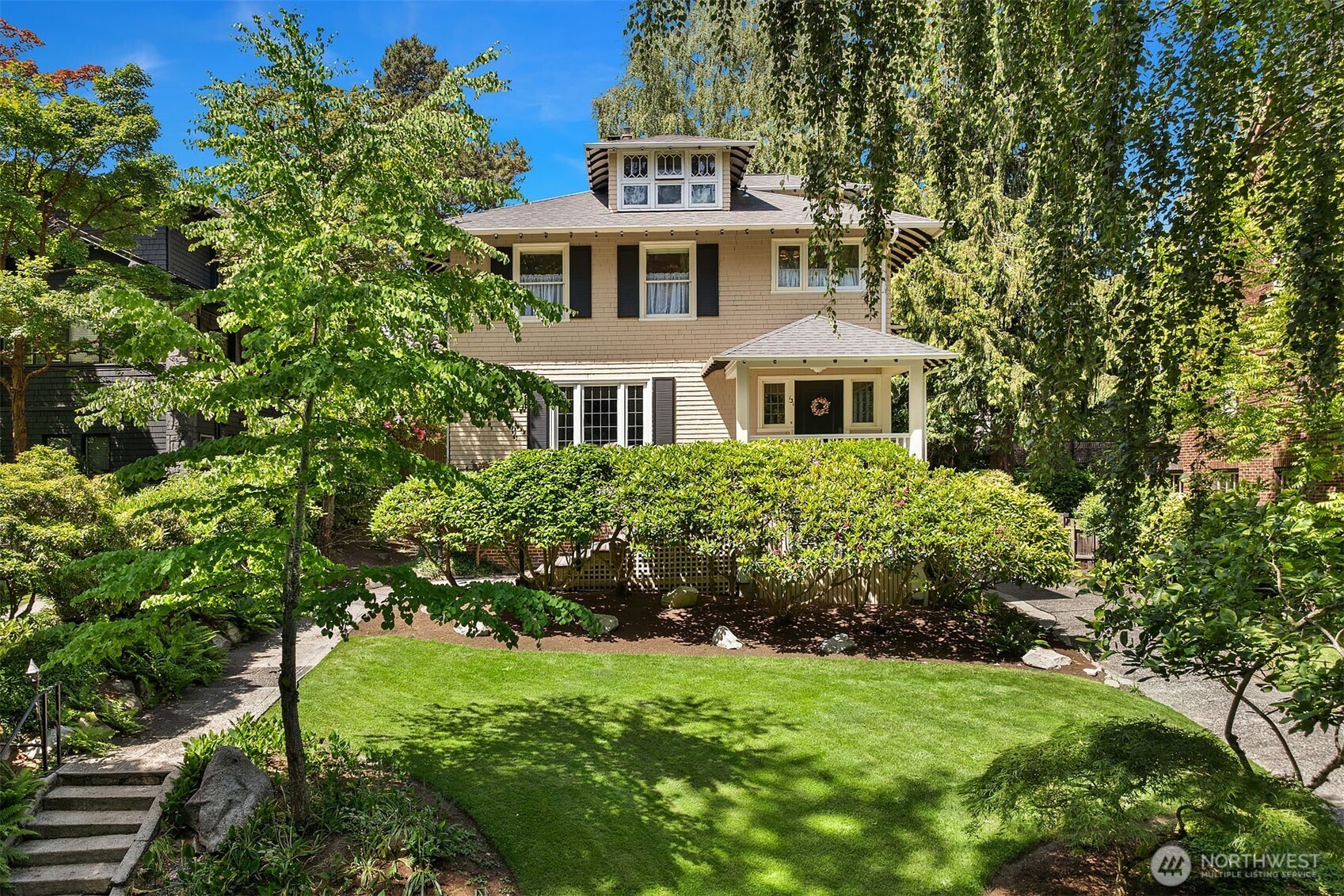 131 Madrona Place Property Photo 2