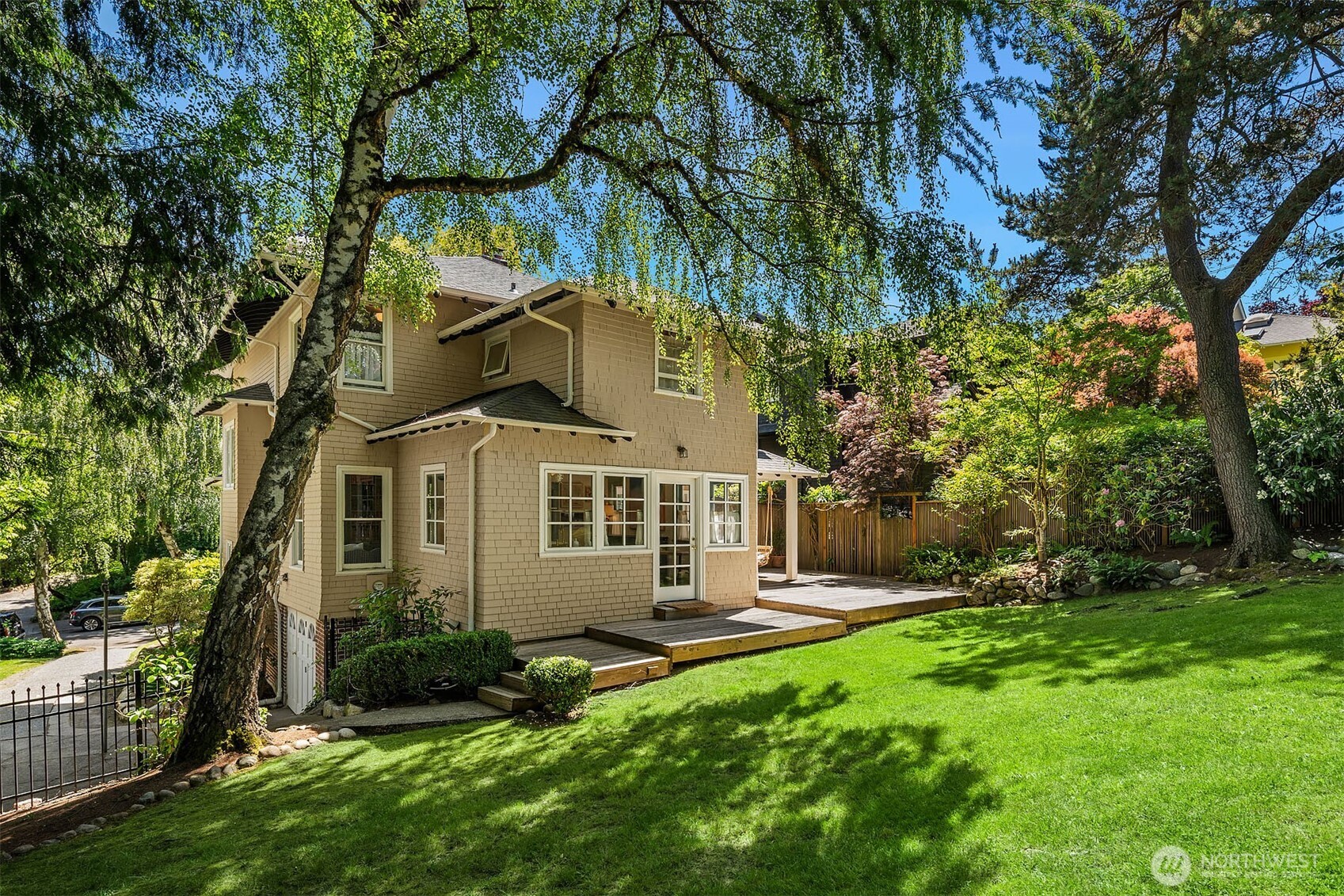 131 Madrona Place Property Photo 31