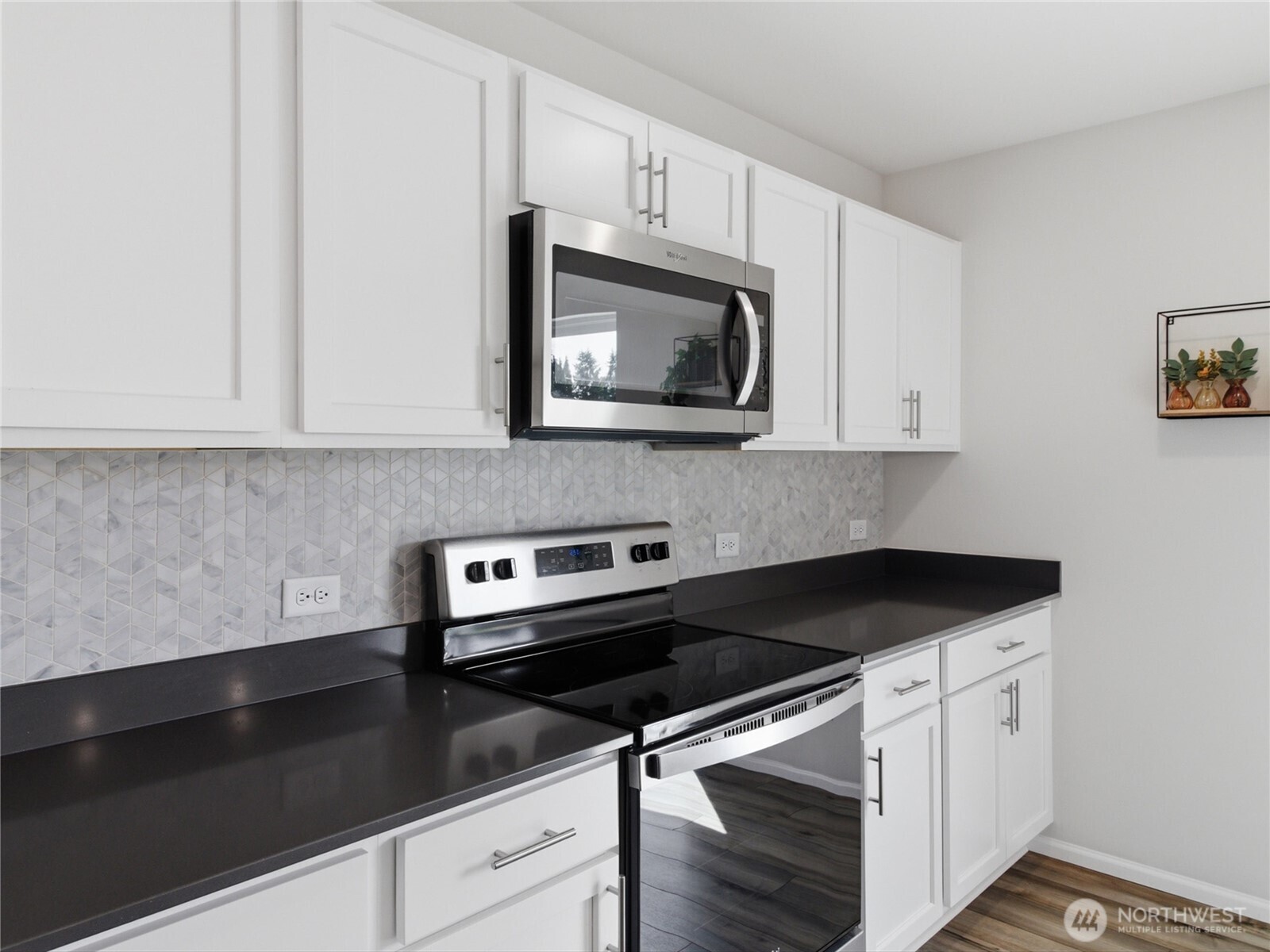 15069 Iverson Loop Property Photo 12