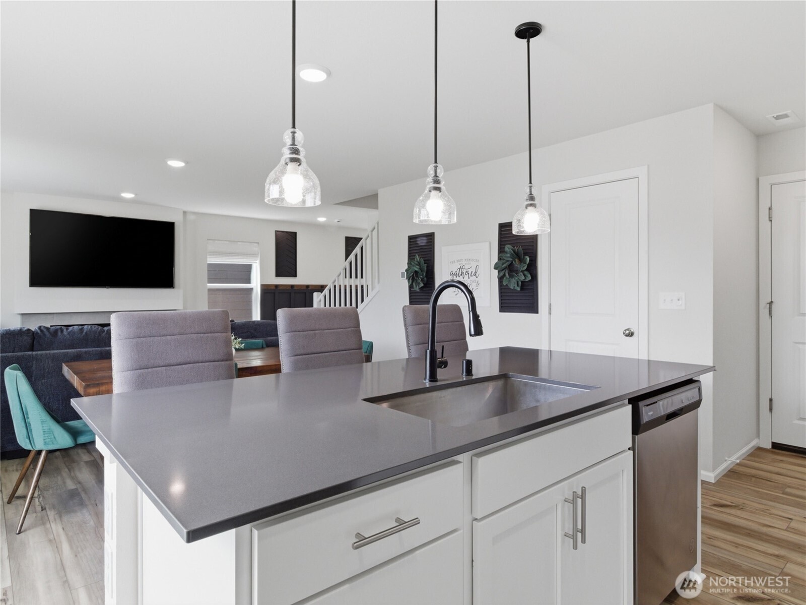 15069 Iverson Loop Property Photo 13