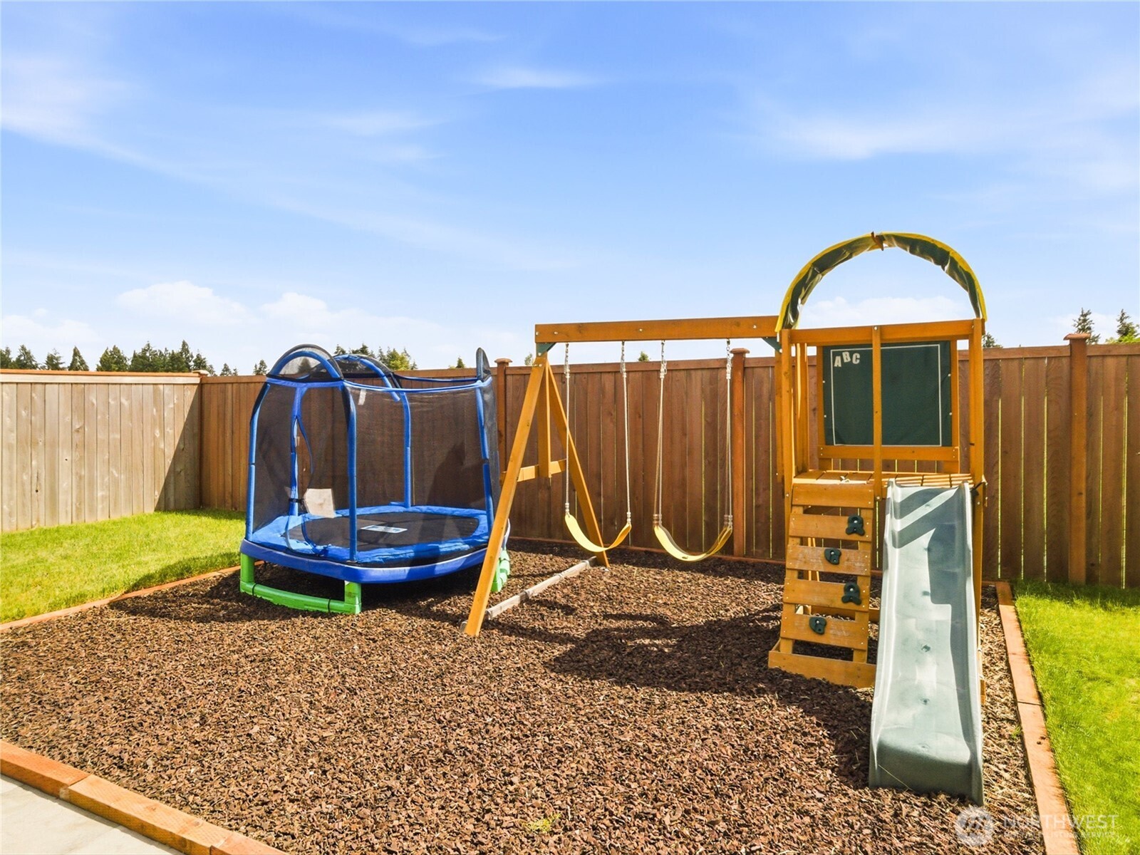 15069 Iverson Loop Property Photo 36
