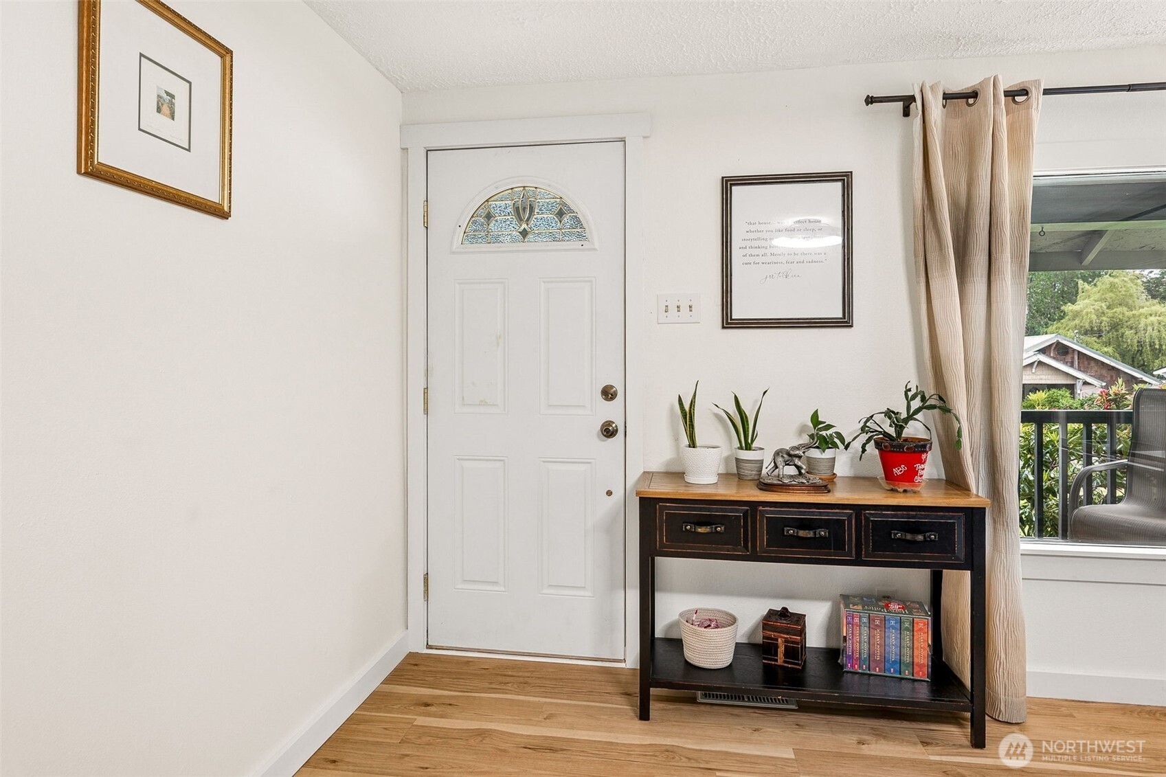 220 E Beck Street Property Photo 4