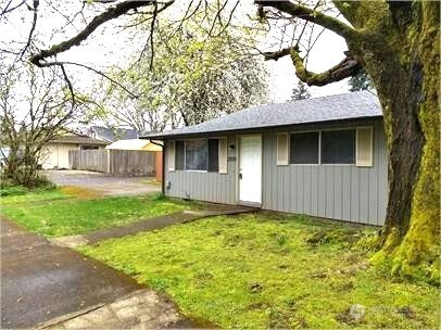 3007 E 33rd Street Property Photo 1
