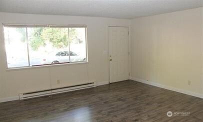 3007 E 33rd Street Property Photo 2