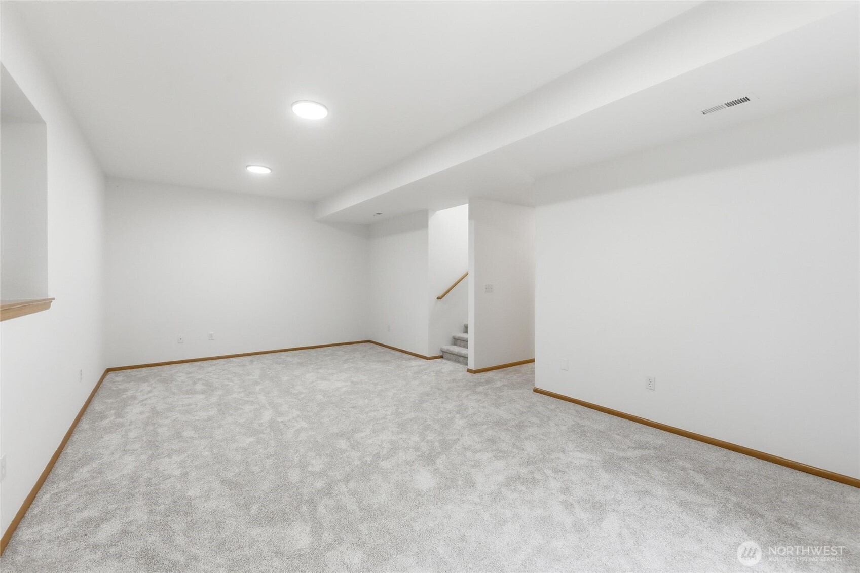 27630 Ne Quail Creek Dr Property Photo 30