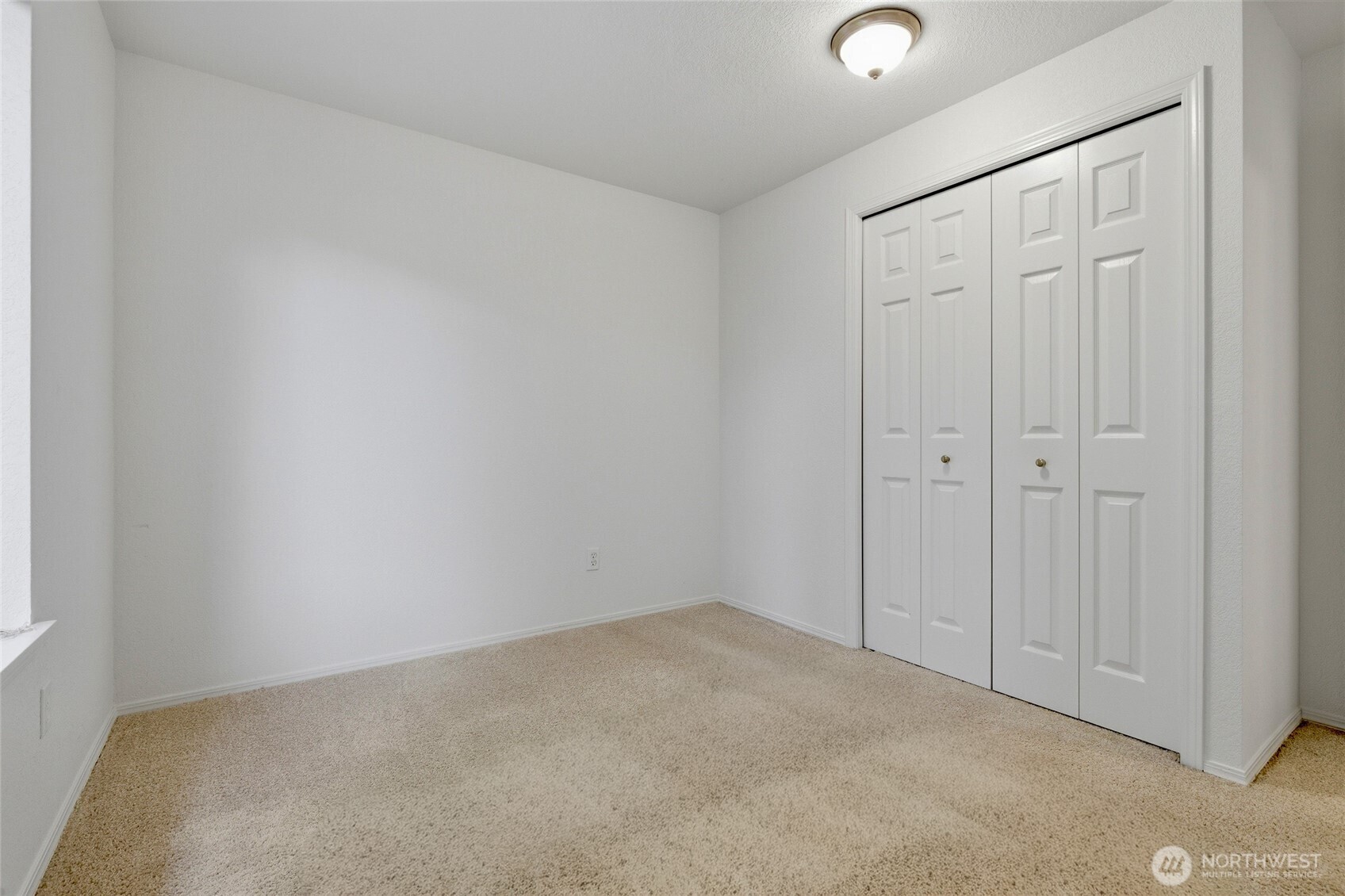 31074 9th Avenue Property Photo 15