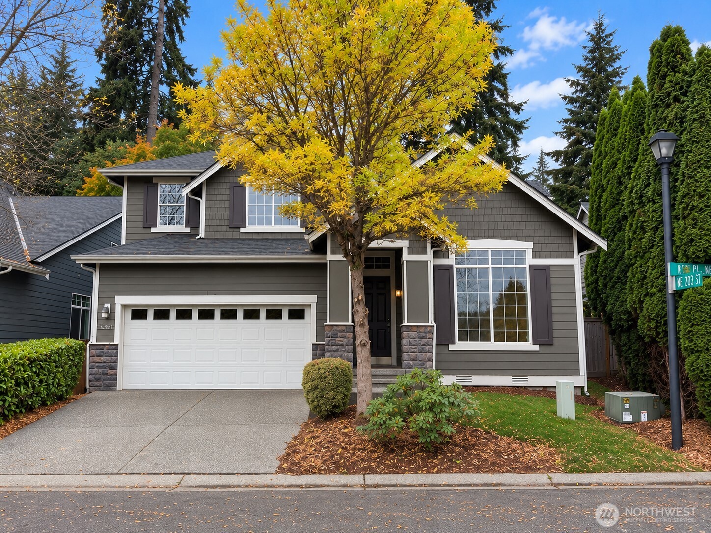 20321 128th Place Property Photo 3