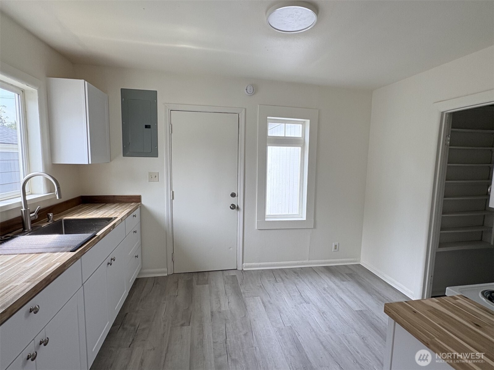 511 20th Property Photo 6