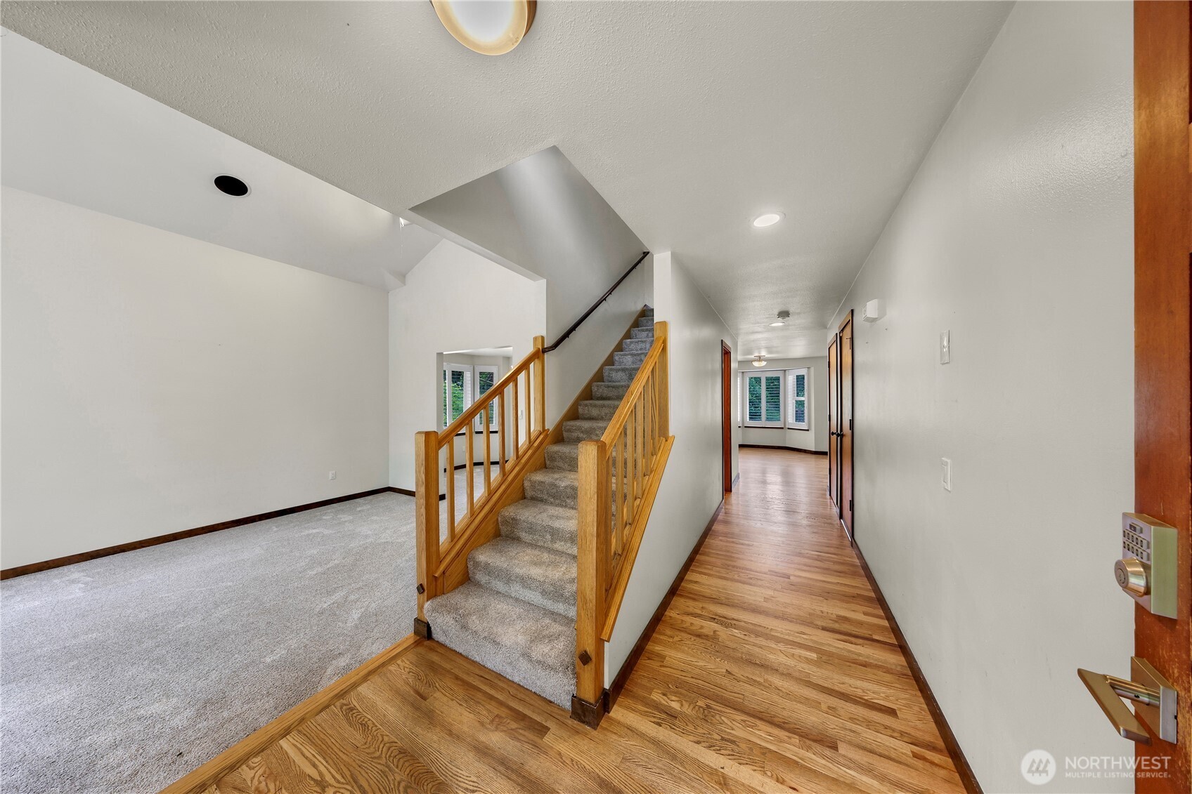 3192 Santa Fe Court Property Photo 2