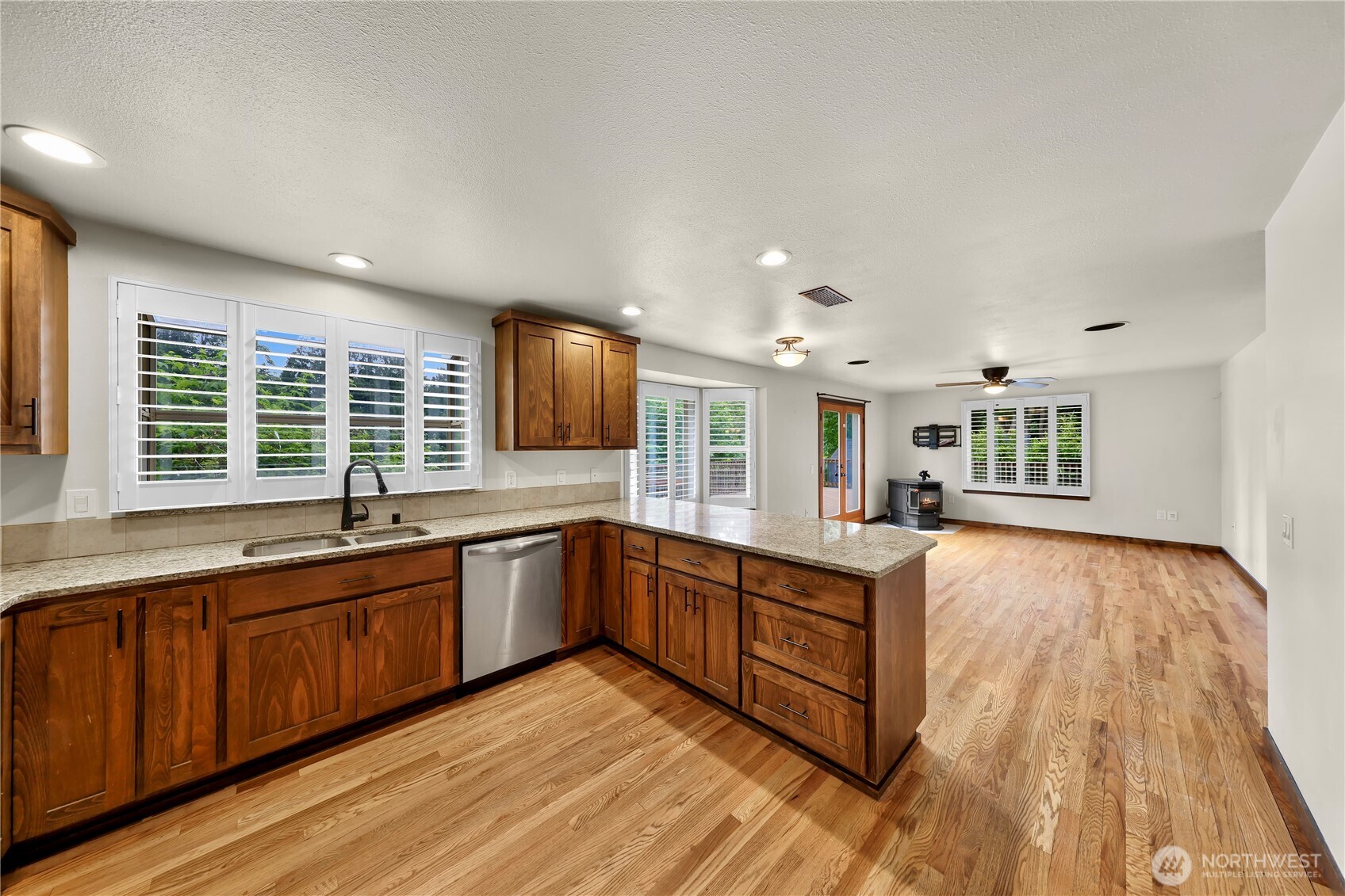 3192 Santa Fe Court Property Photo 8
