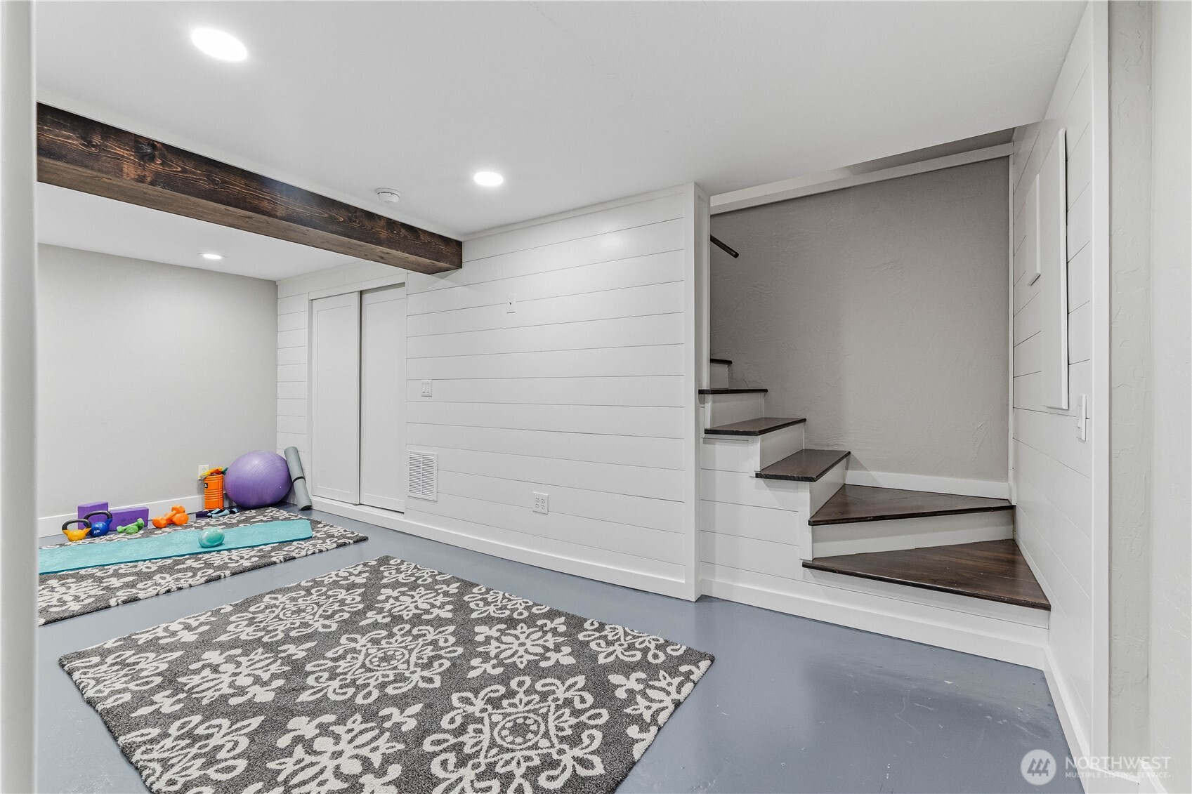106 Evans Street Property Photo 26