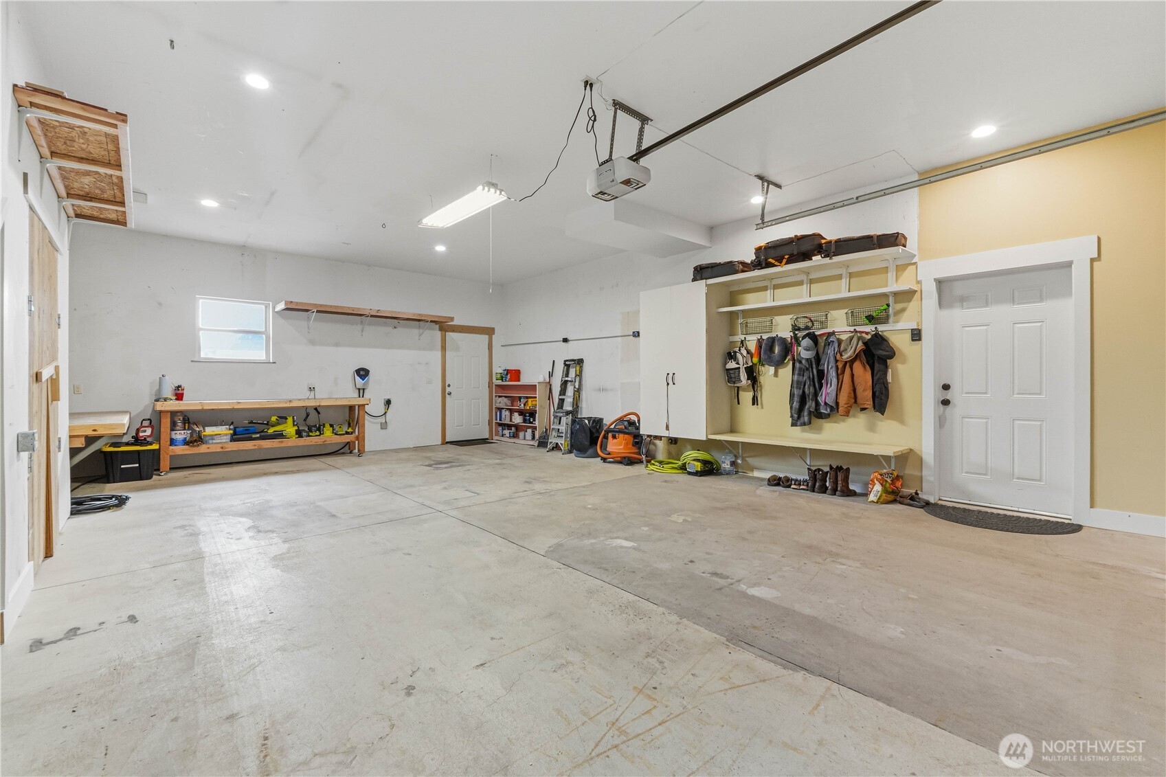 106 Evans Street Property Photo 28