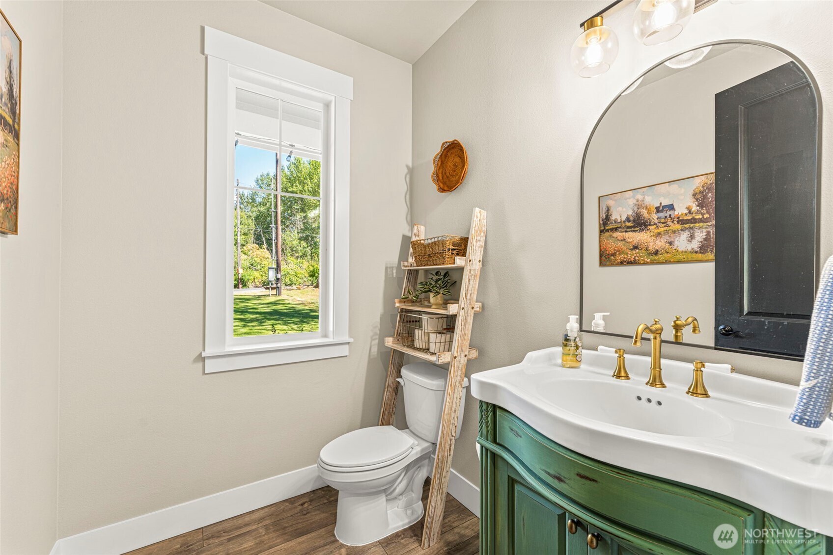 22314 58th Property Photo 6