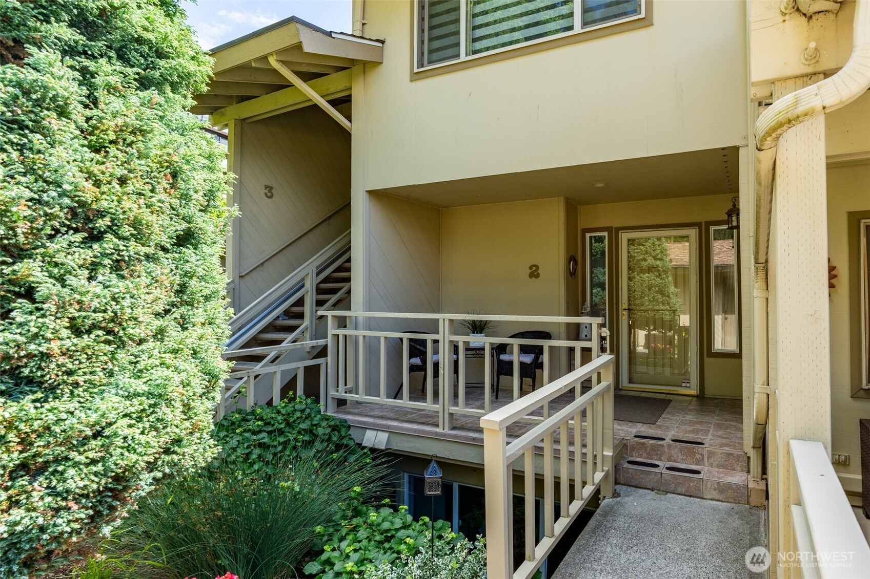 6402 E Side Drive 2 Property Photo 4