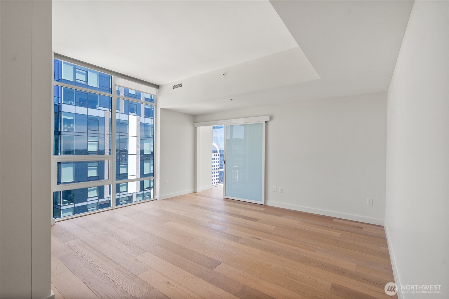 121 Stewart Street 3302 Property Photo 3