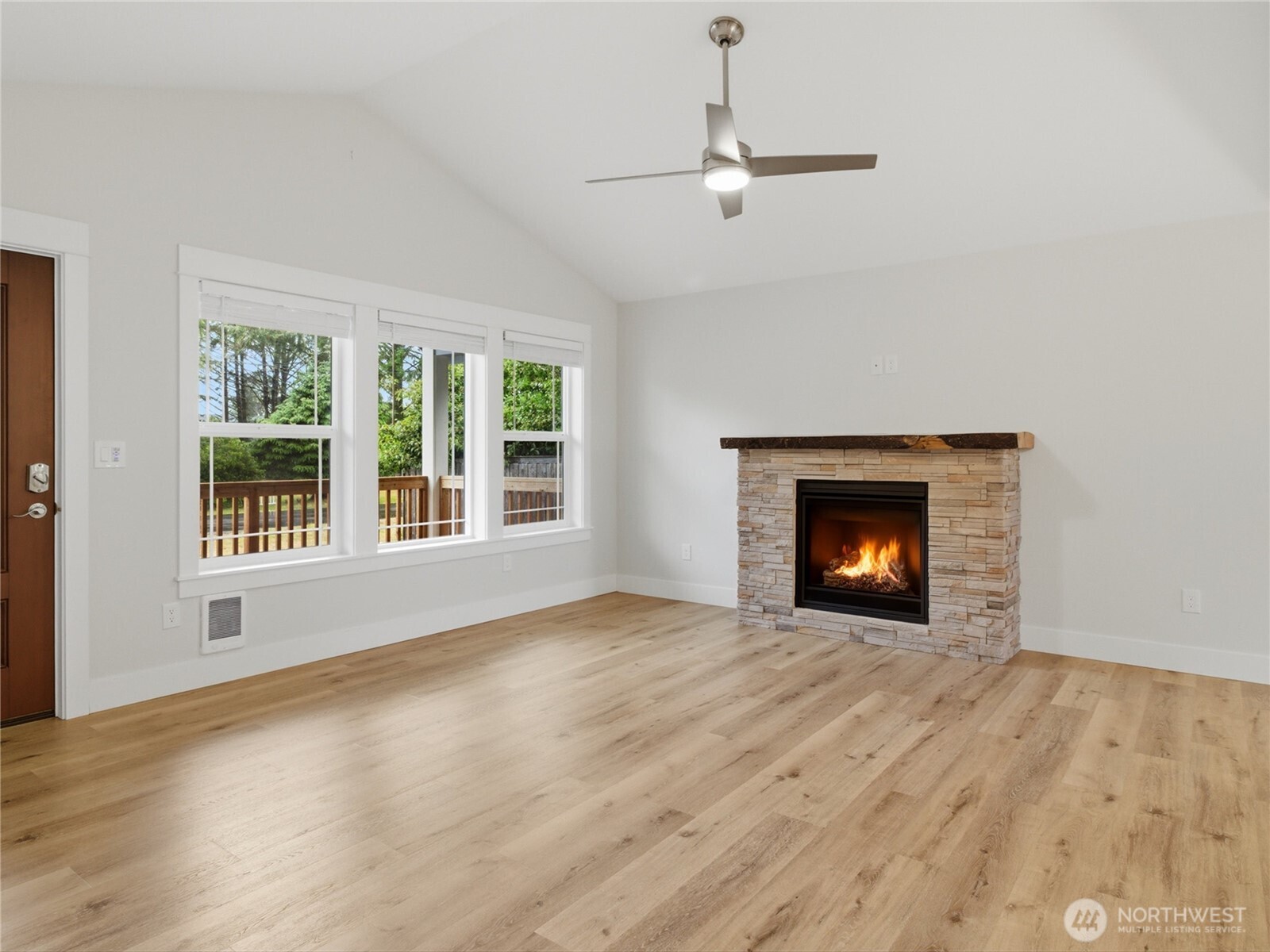 410 Ensign Avenue Property Photo 8
