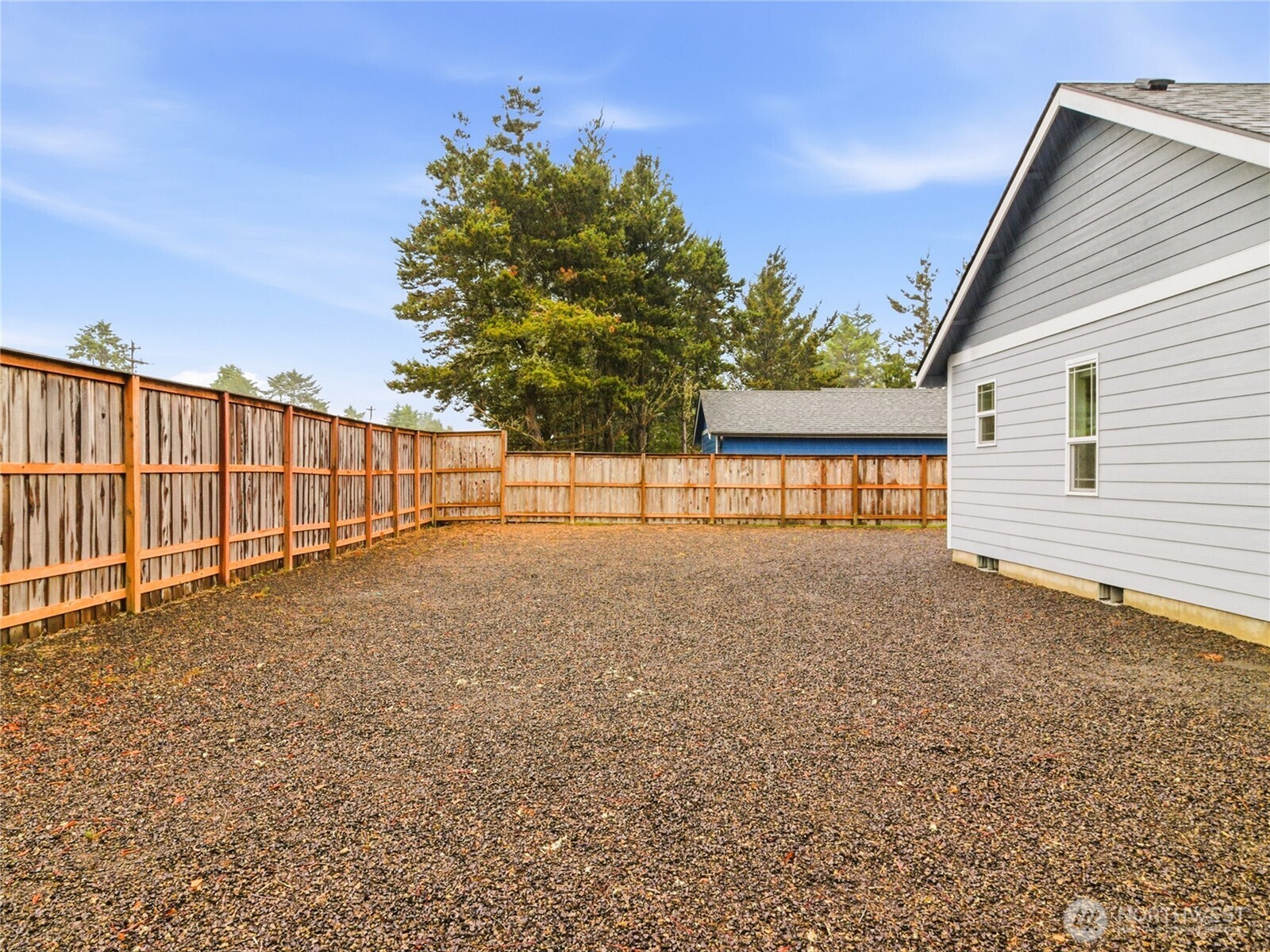 410 Ensign Avenue Property Photo 36