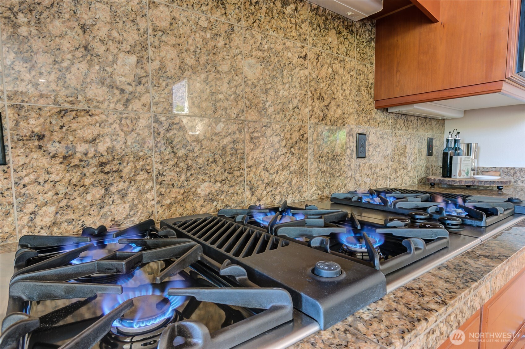 323 240th Place Property Photo 11