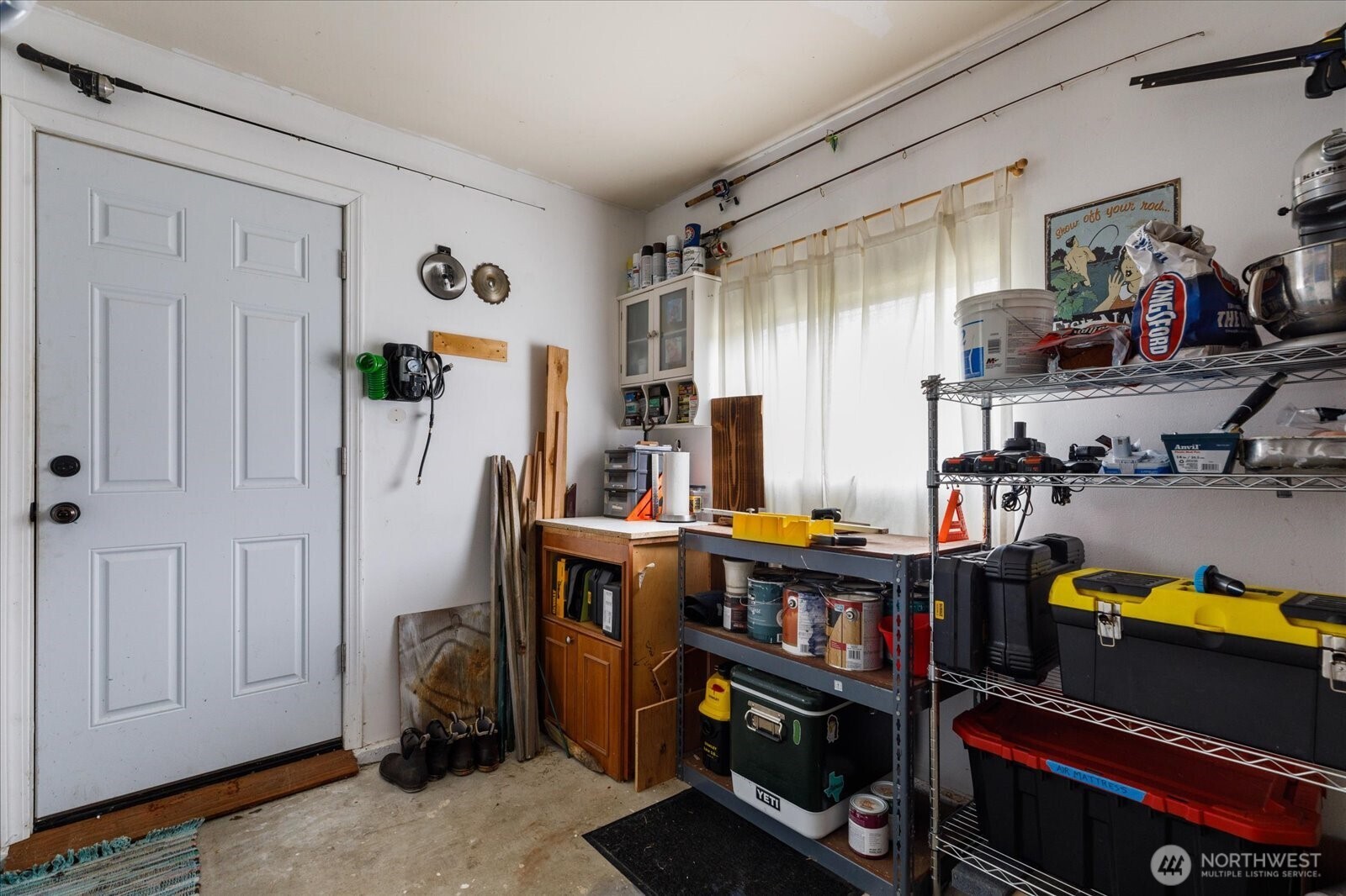 975 Ferry Avenue Property Photo 28