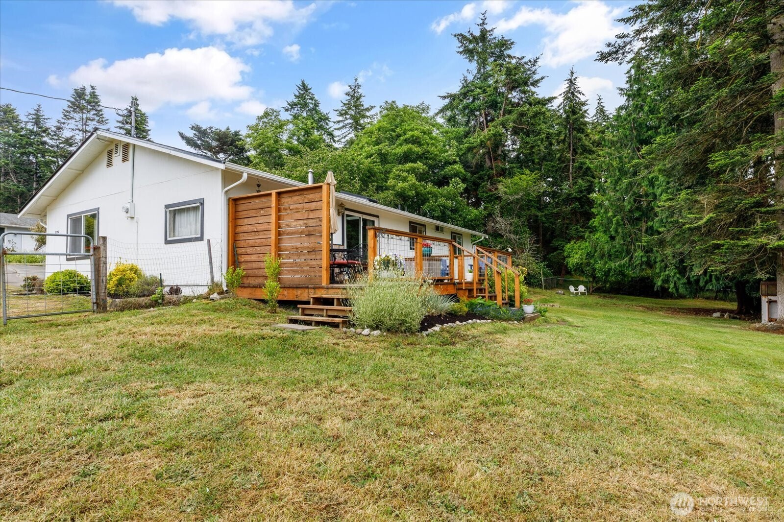 975 Ferry Avenue Property Photo 32