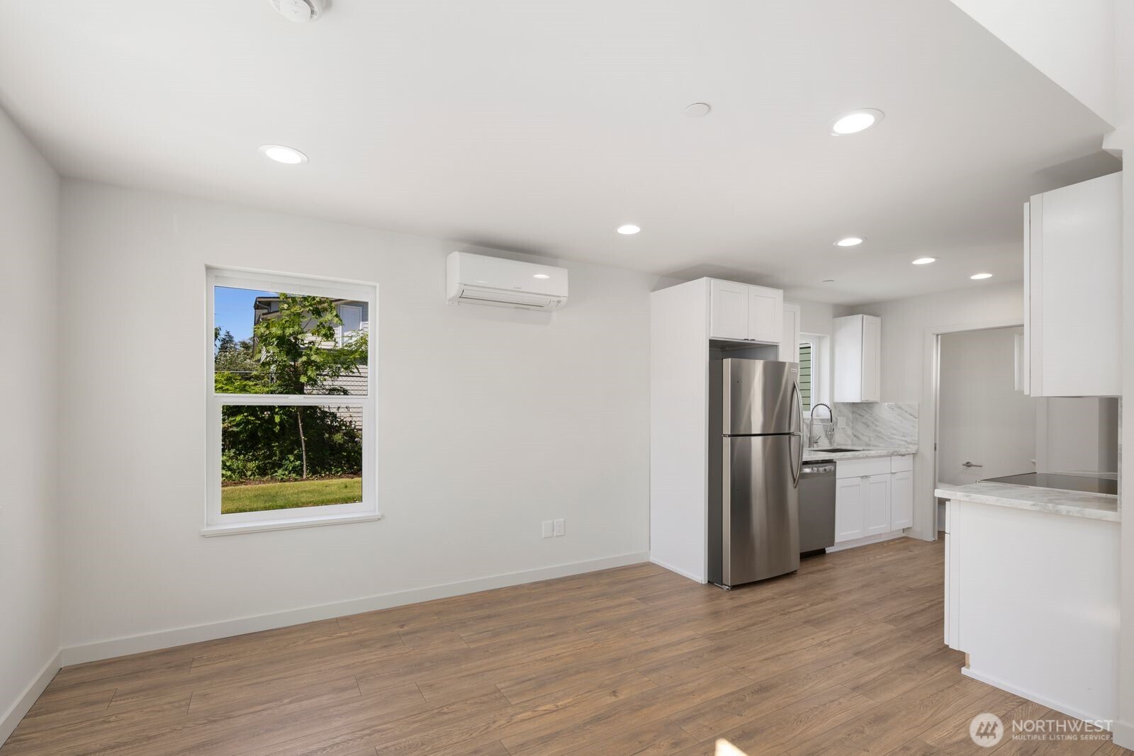 1251 Sw 151st Street Property Photo 5
