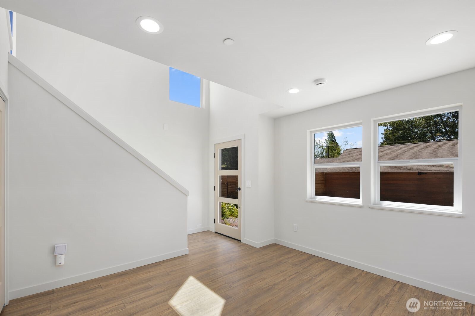 1251 Sw 151st Street Property Photo 8