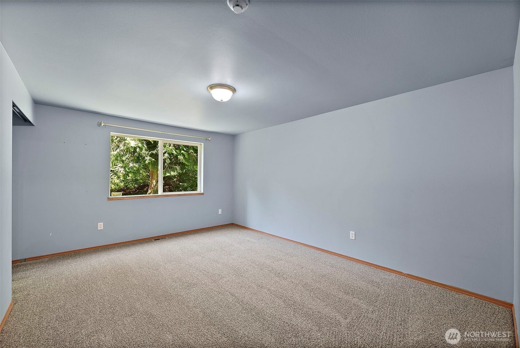 8816 324th St E Property Photo 28