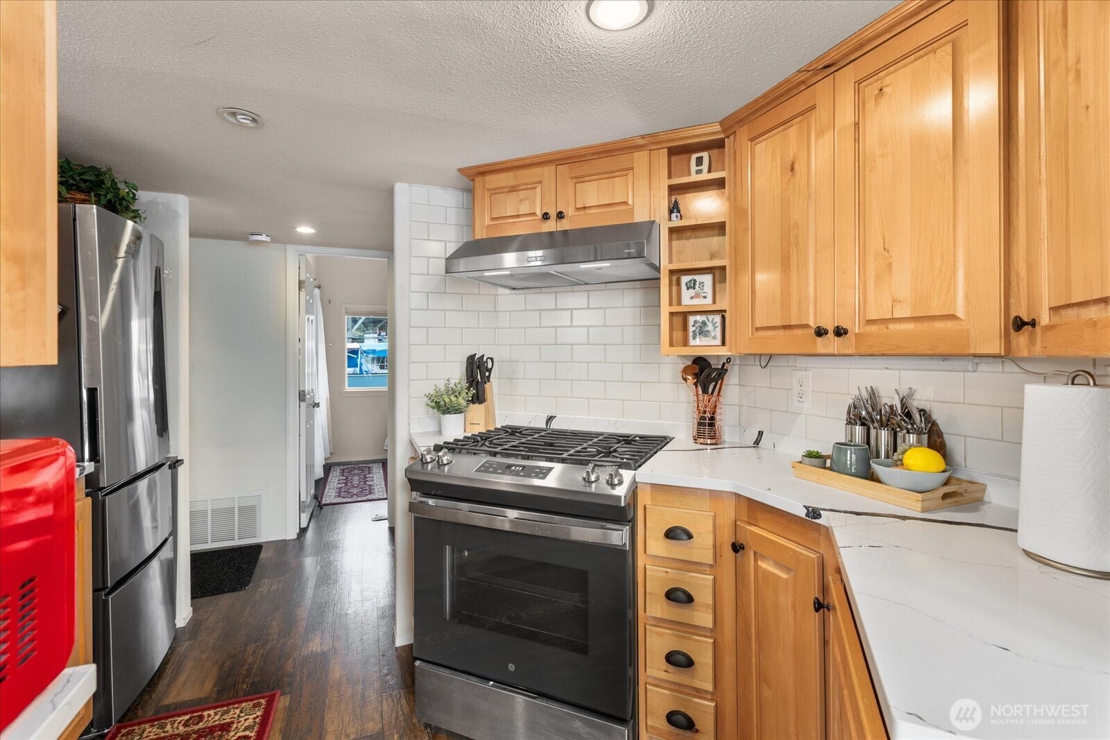 2706 Westlake Avenue 76 Property Photo 15
