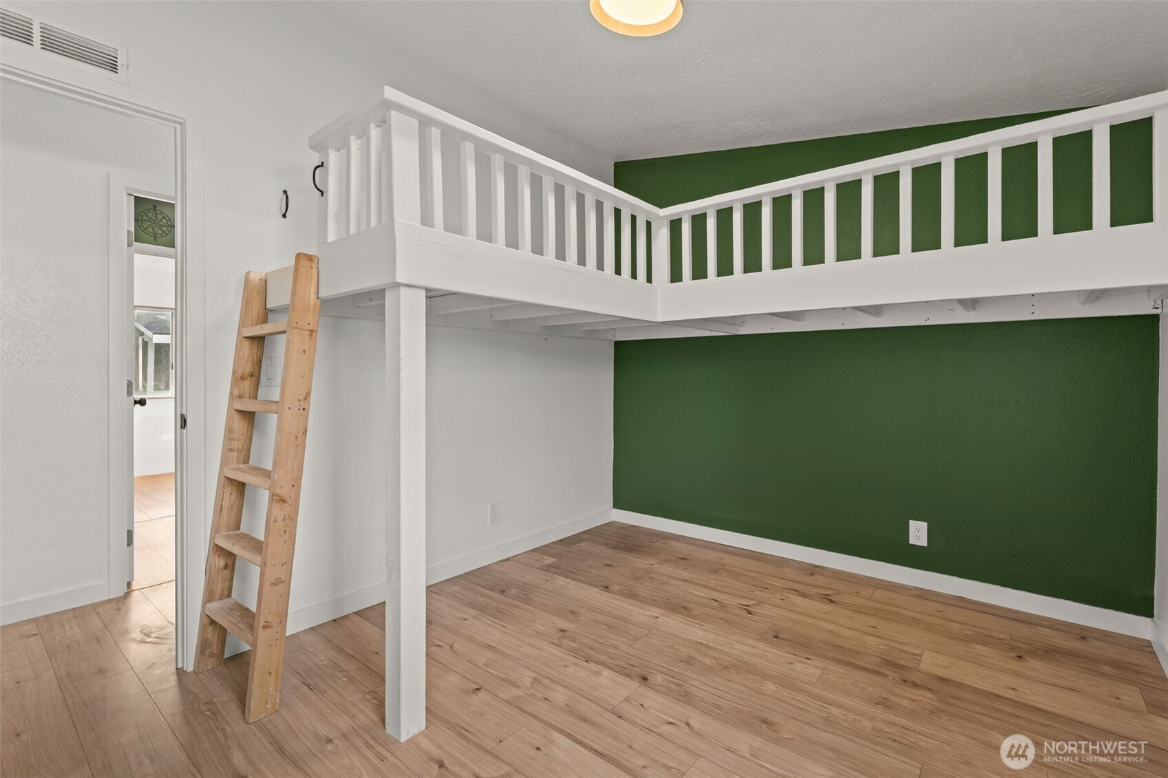 897 Garfield Avenue Property Photo 16