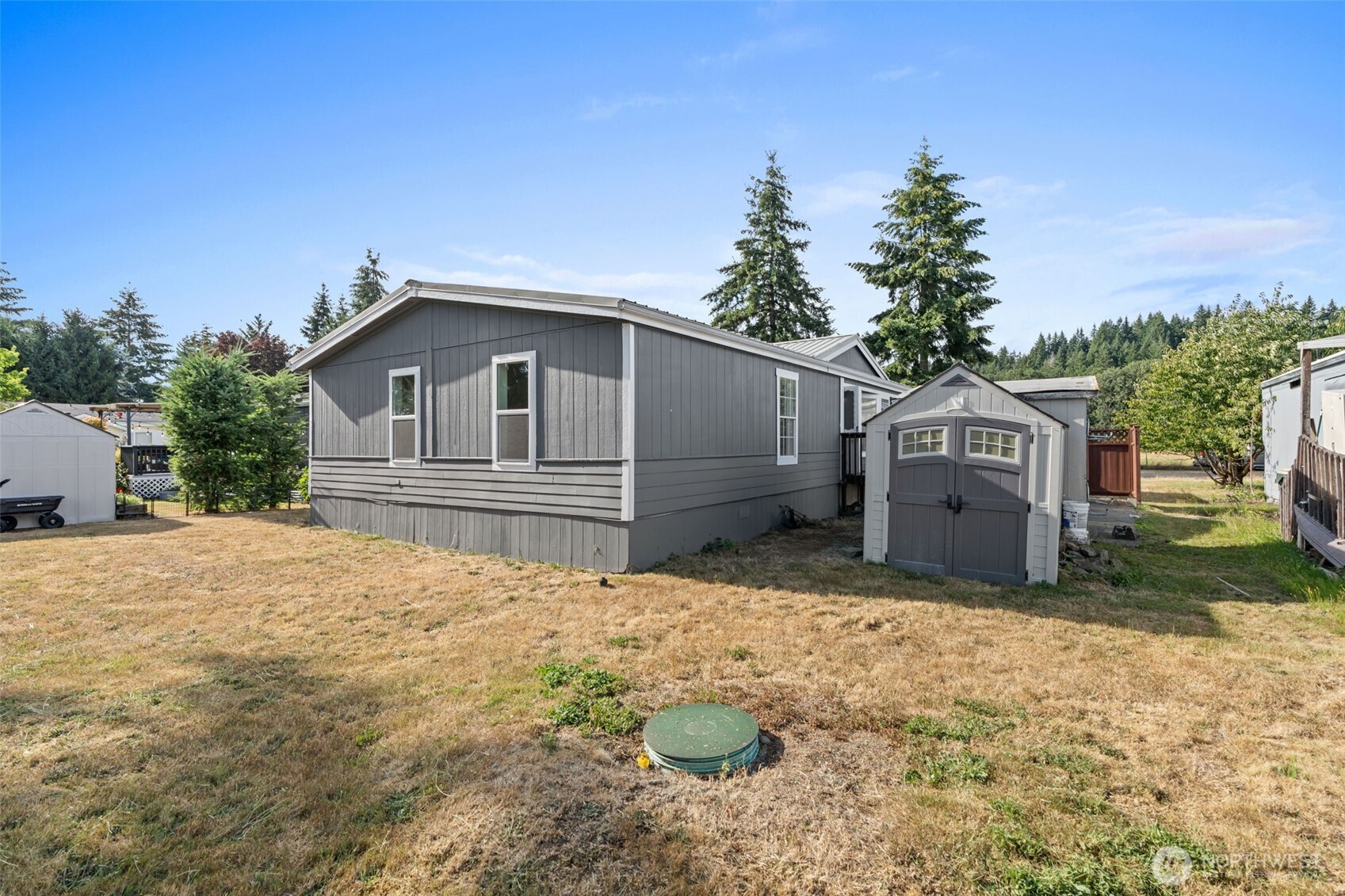 897 Garfield Avenue Property Photo 22