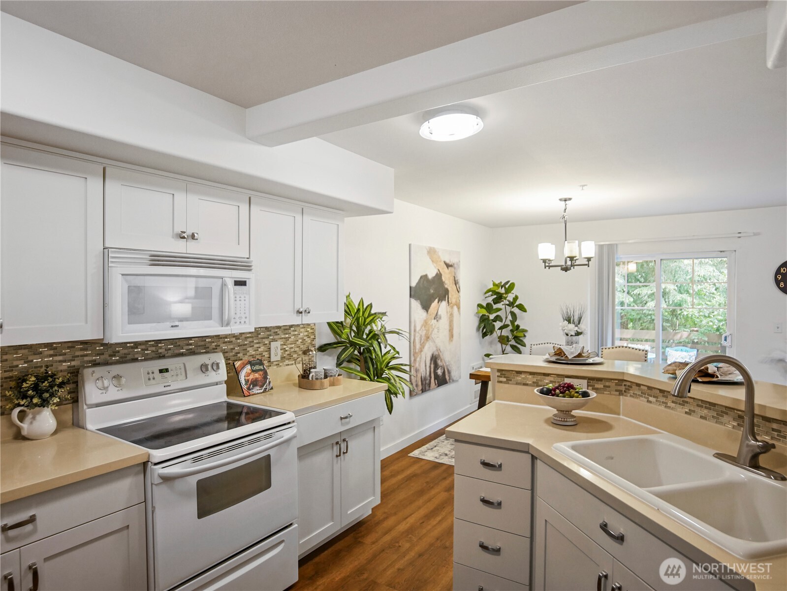 14607 52nd Avenue 609 Property Photo 19