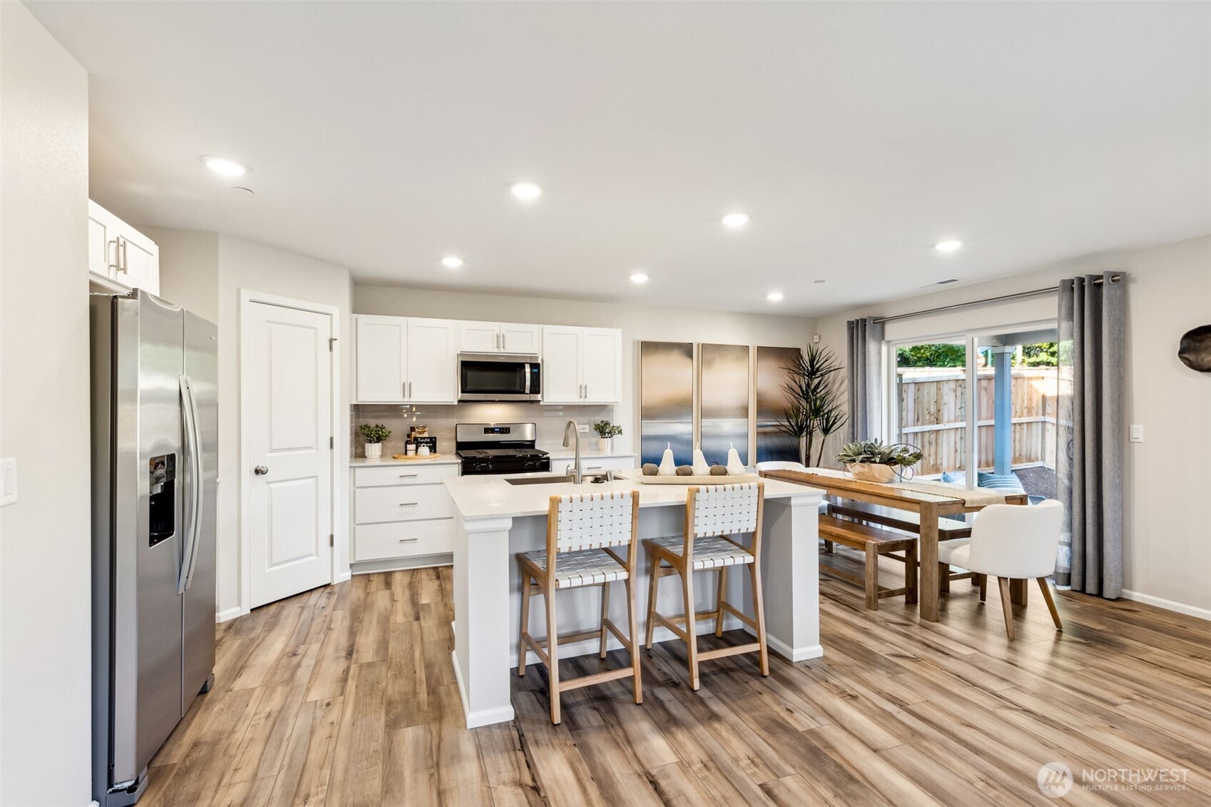 8726 62nd Court Property Photo 3