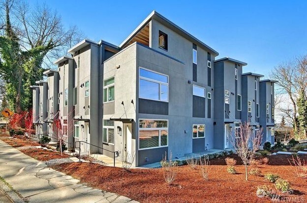1507 Lakeview Blvd