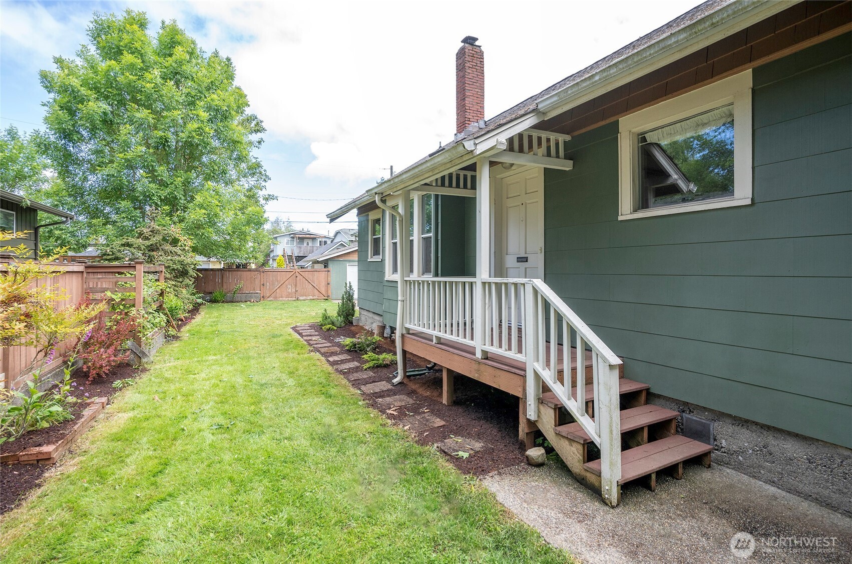 2909 N 7th Street Property Photo 4