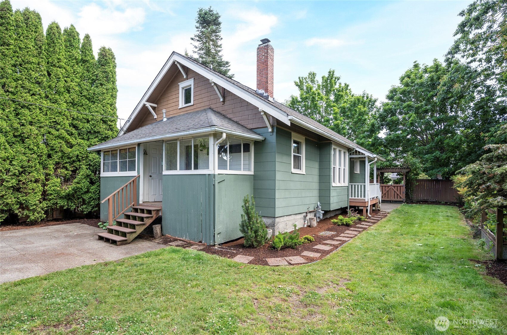 2909 N 7th Street Property Photo 5