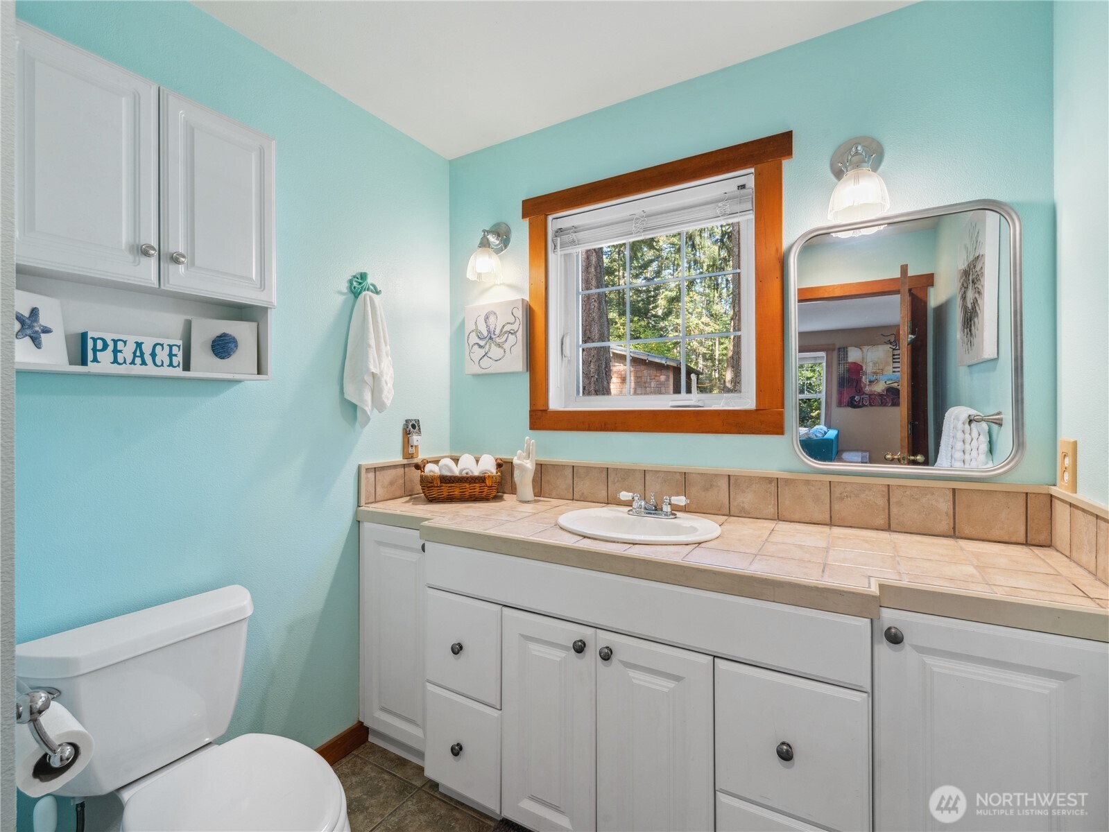 7683 Hideaway Lane Property Photo 11