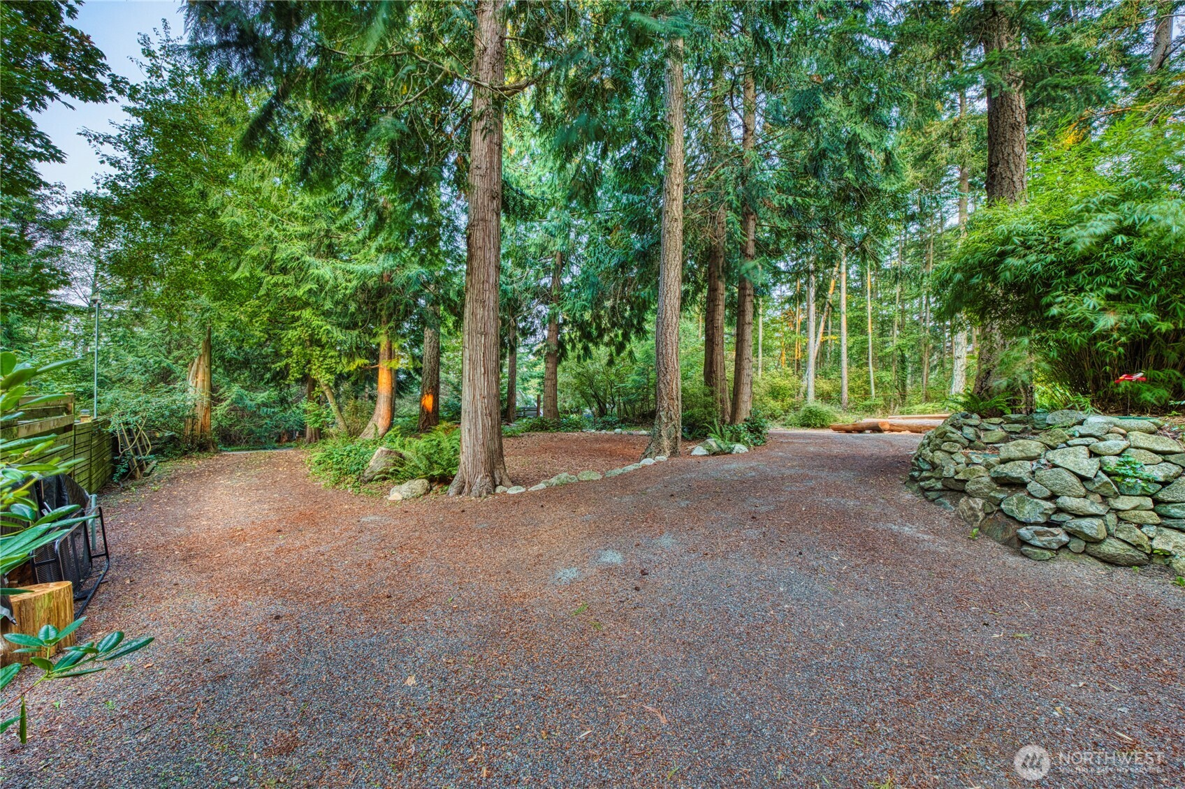 7683 Hideaway Lane Property Photo 33