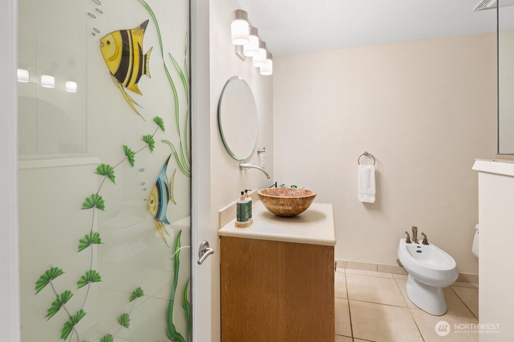 15936 76th Place Property Photo 20