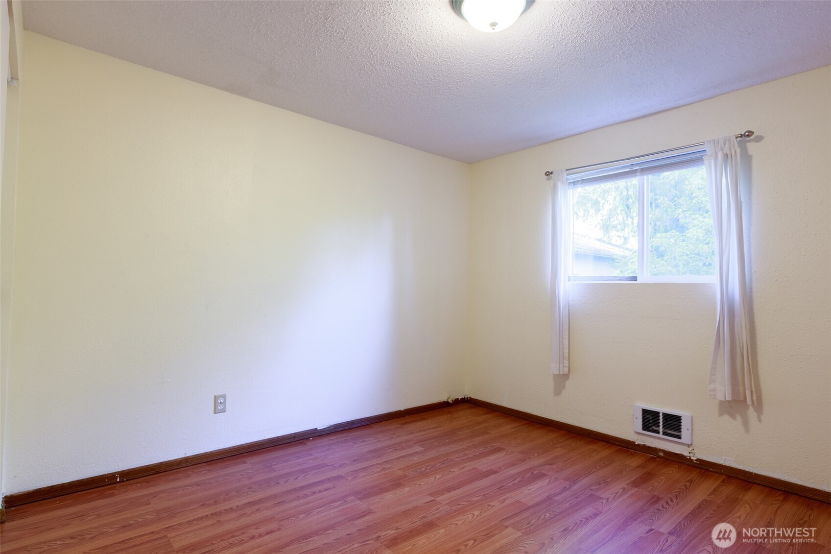 20411 56th Avenue Property Photo 21
