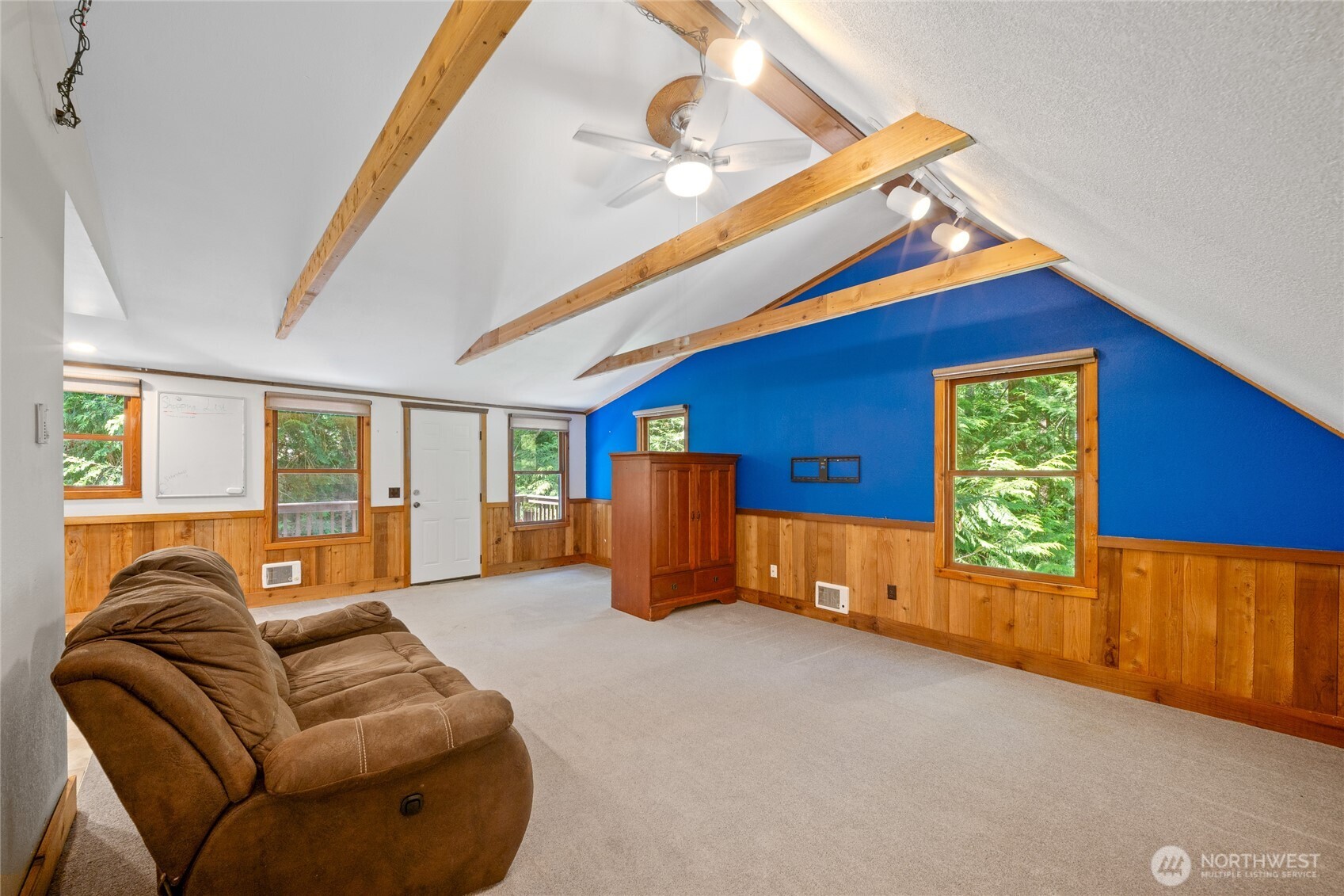 211 E Aycliffe Drive Property Photo 31