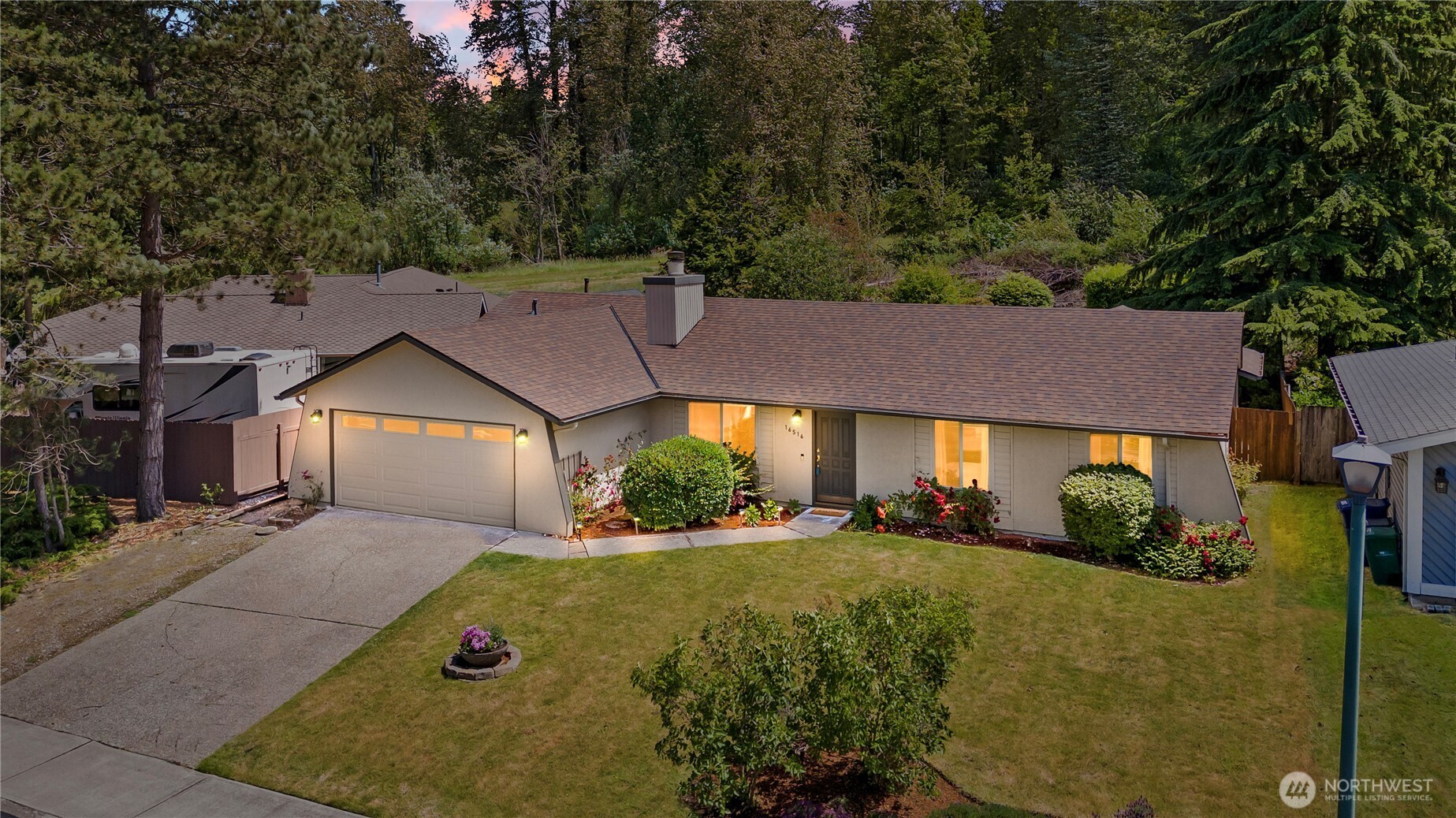 16516 133rd Place Property Photo 2