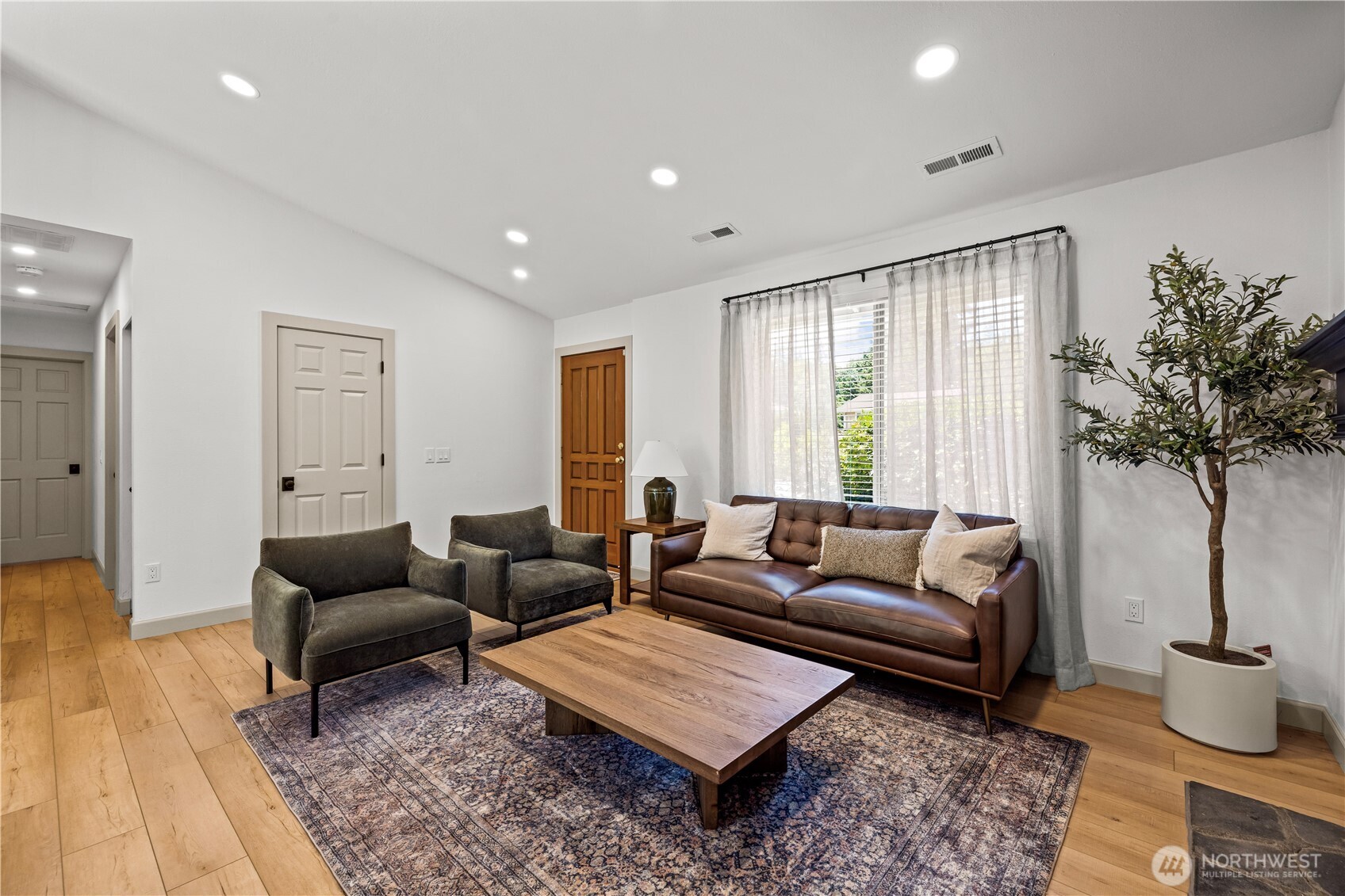 16516 133rd Place Property Photo 8