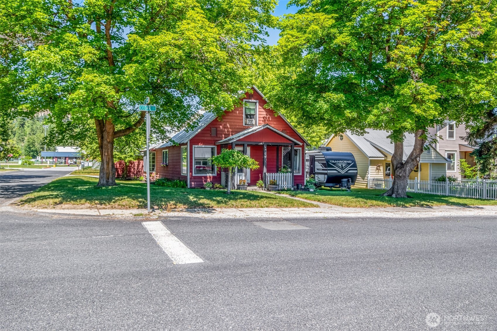 604 Cedar Street Property Photo 29