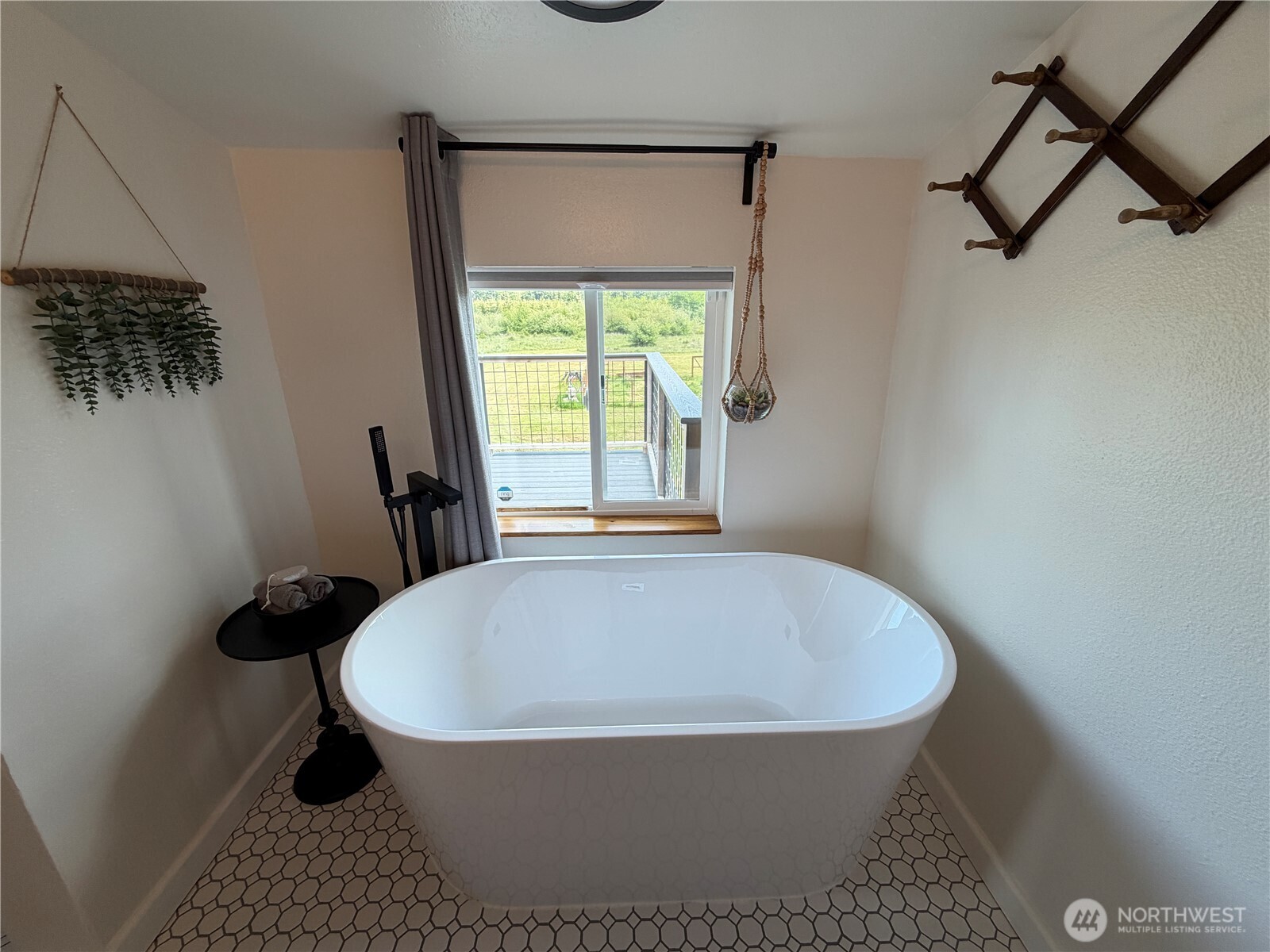 1518 Ocean Beach Road Property Photo 19